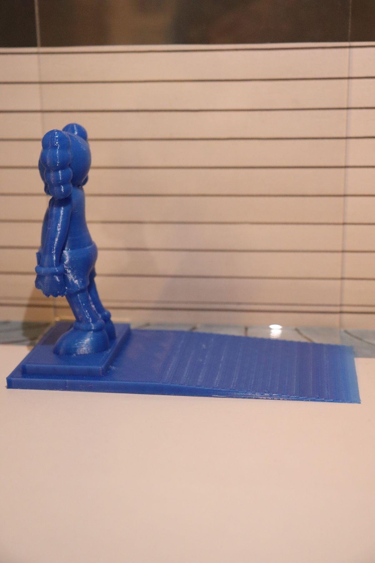 Kaws Standlı Figür