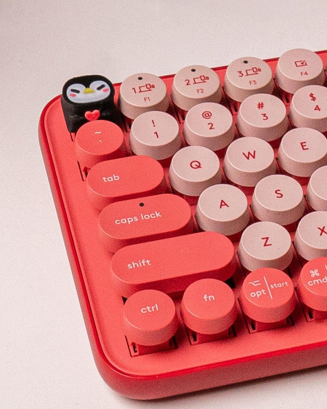 kizgin-penguen-keycap-70c9db.jpg