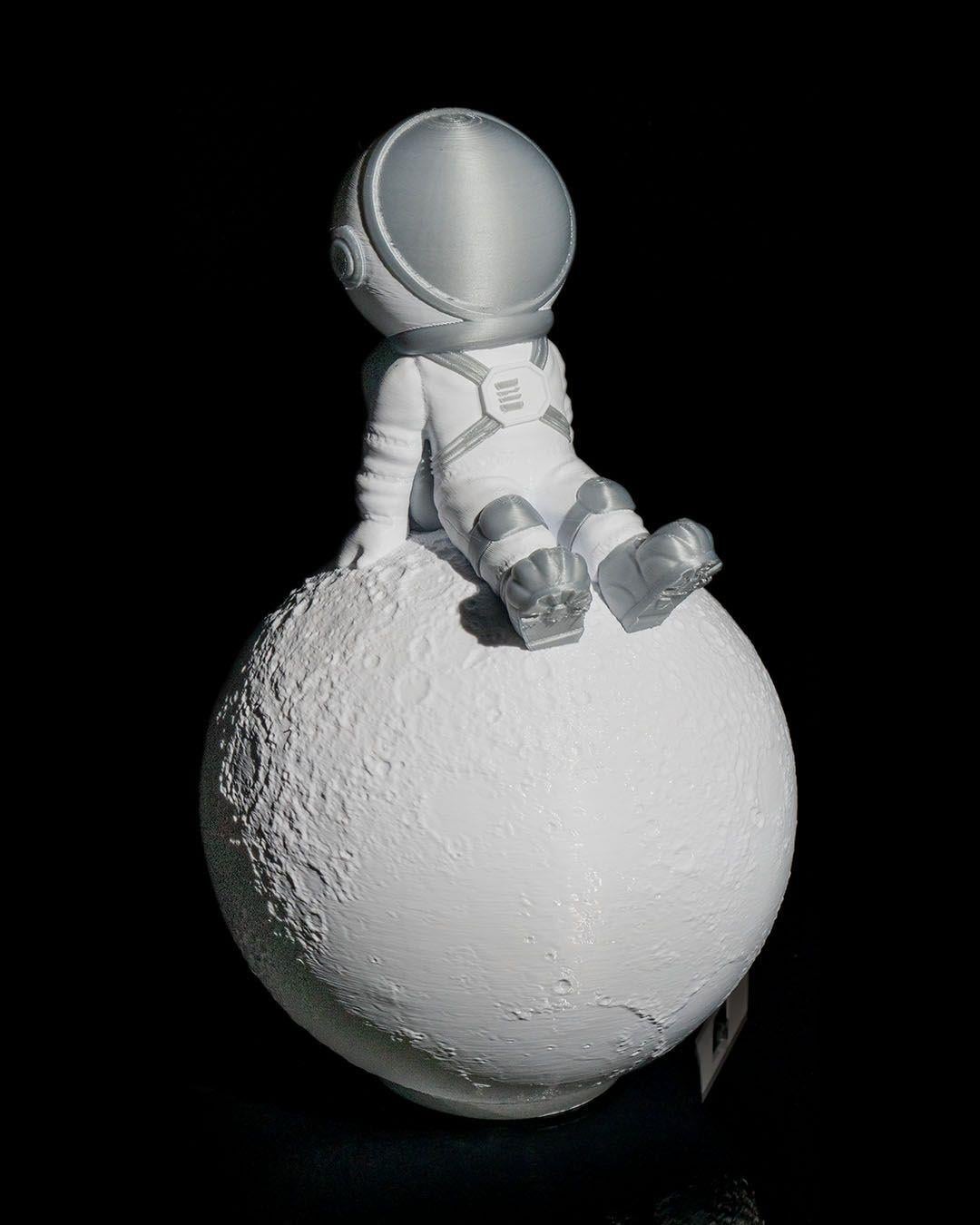 merakli-astronot-figuru-a318-b.jpg