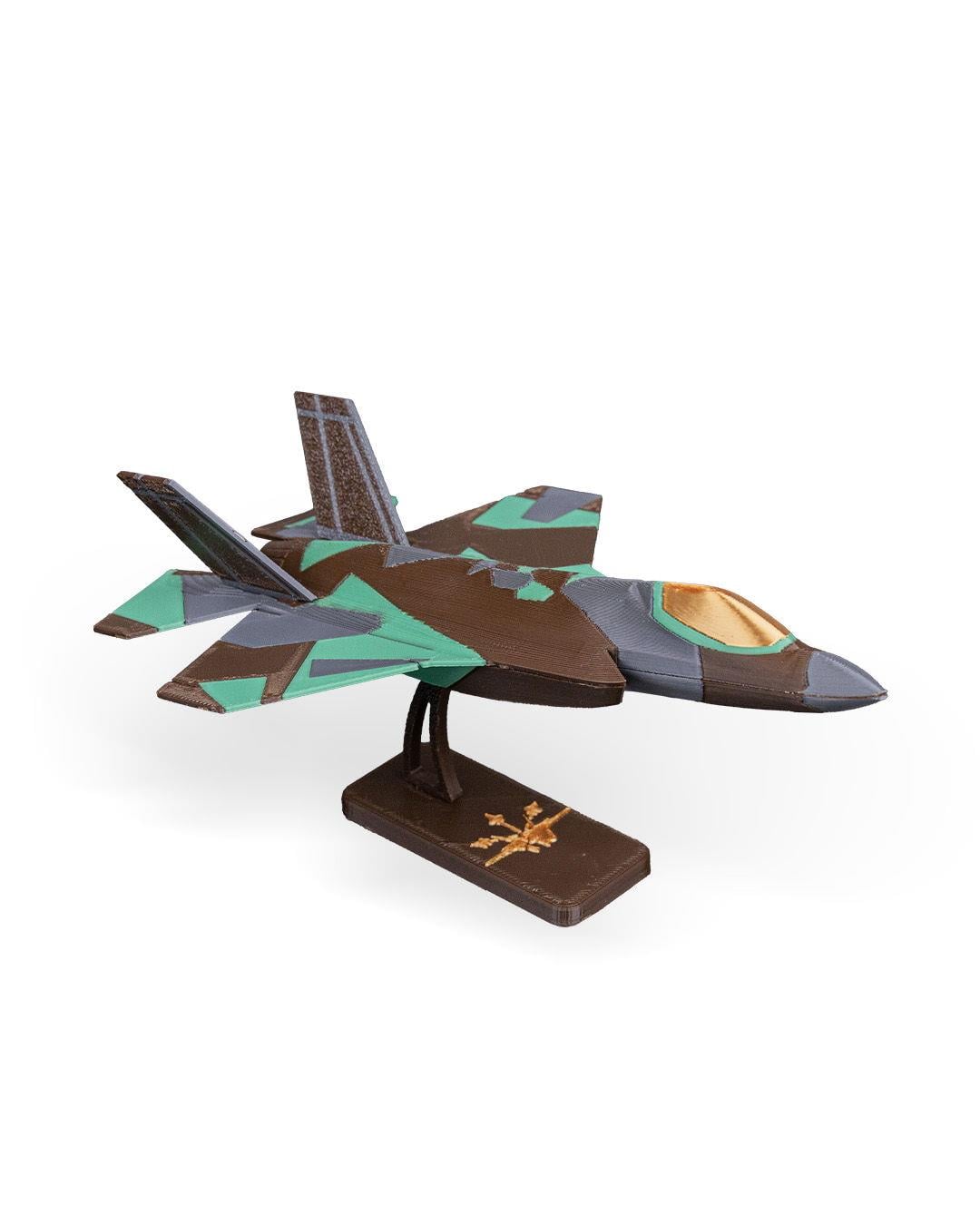 nxt-5-multirole-fighter-figuru-193a-e.jpg