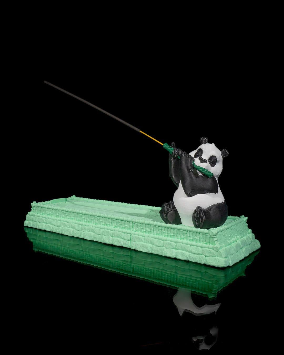 panda-flutcu-tutsuluk-f651f1.jpg