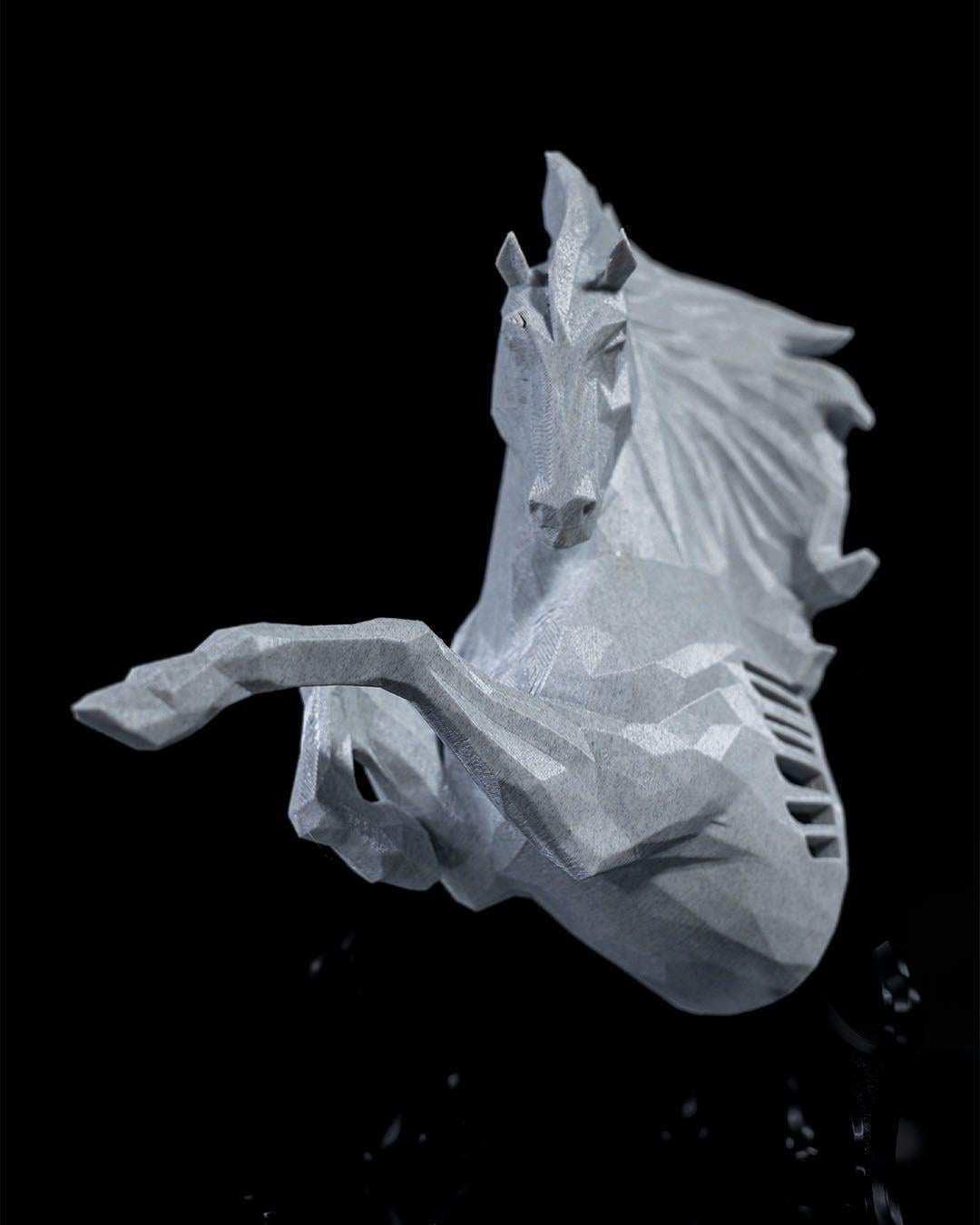 Pegasus Duvar Lambası – LED Aydınlatmalı 3D Dekoratif At Figürü