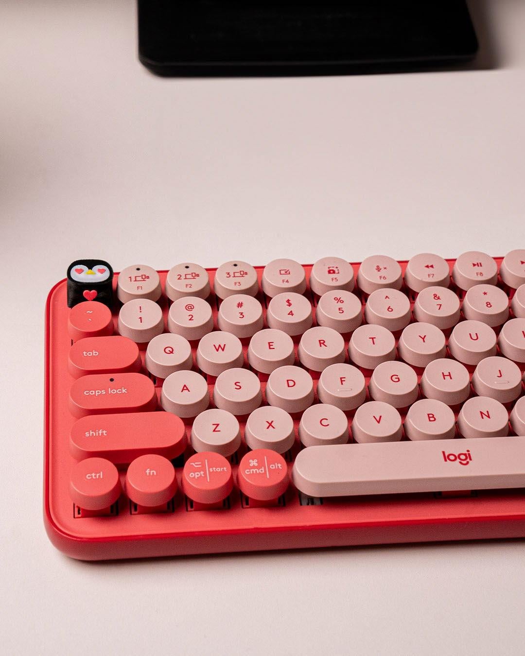 sevgi-dolu-penguen-keycap-f4-402.jpg
