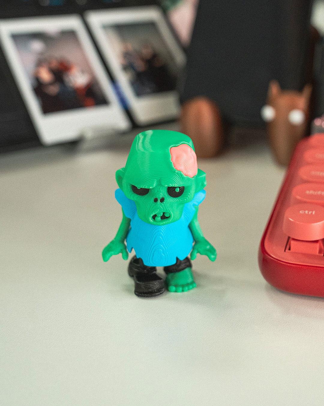 zombi-sevgili-figur-65adc8.jpg
