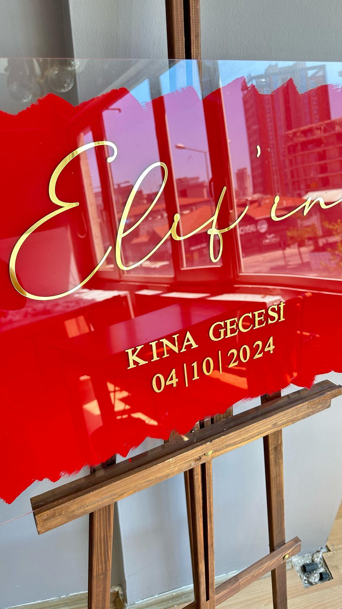 Kırmızı boyalı Şeffaf pleksi pano