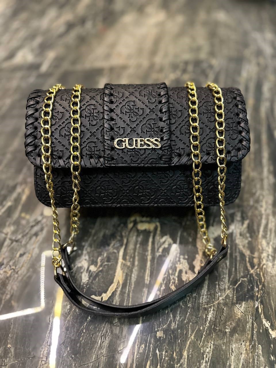 Guess Zincirli Çanta | Siyah