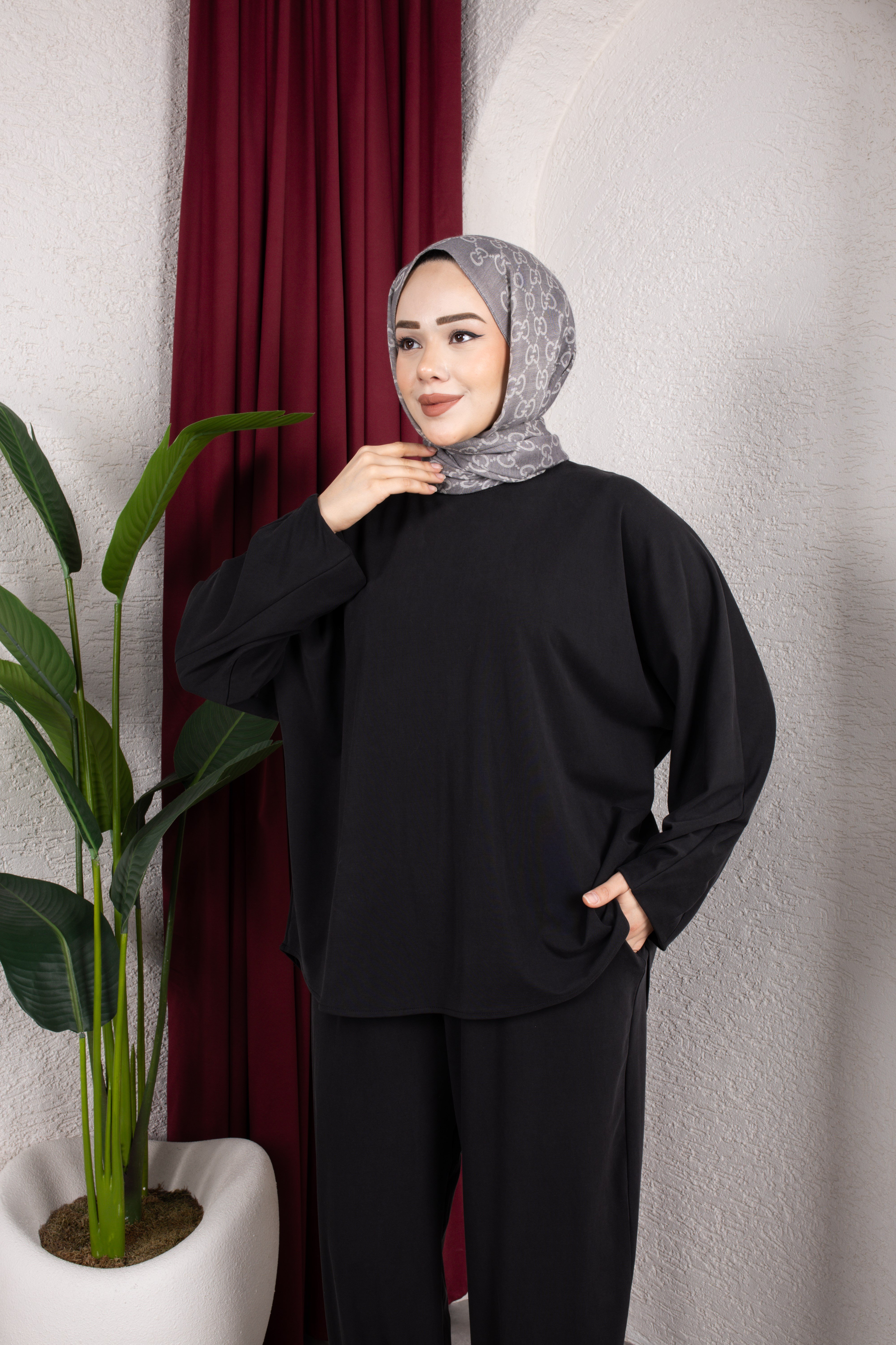 Mudra Takım | Siyah