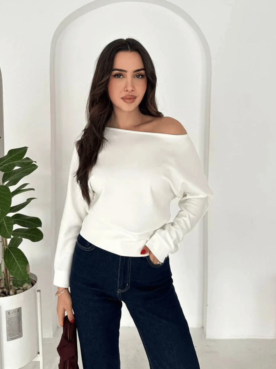 Beyaz Kayık Yaka Modal Kumaş Bluz