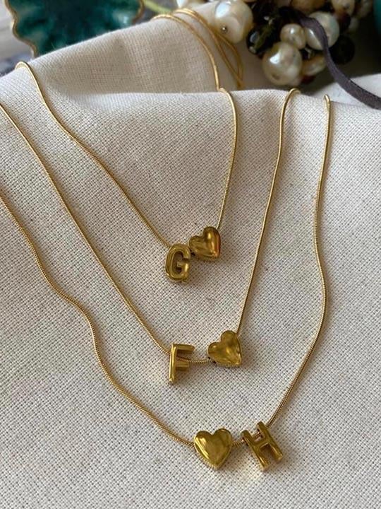 Çelik Kalp Charmlı Harf Kolye