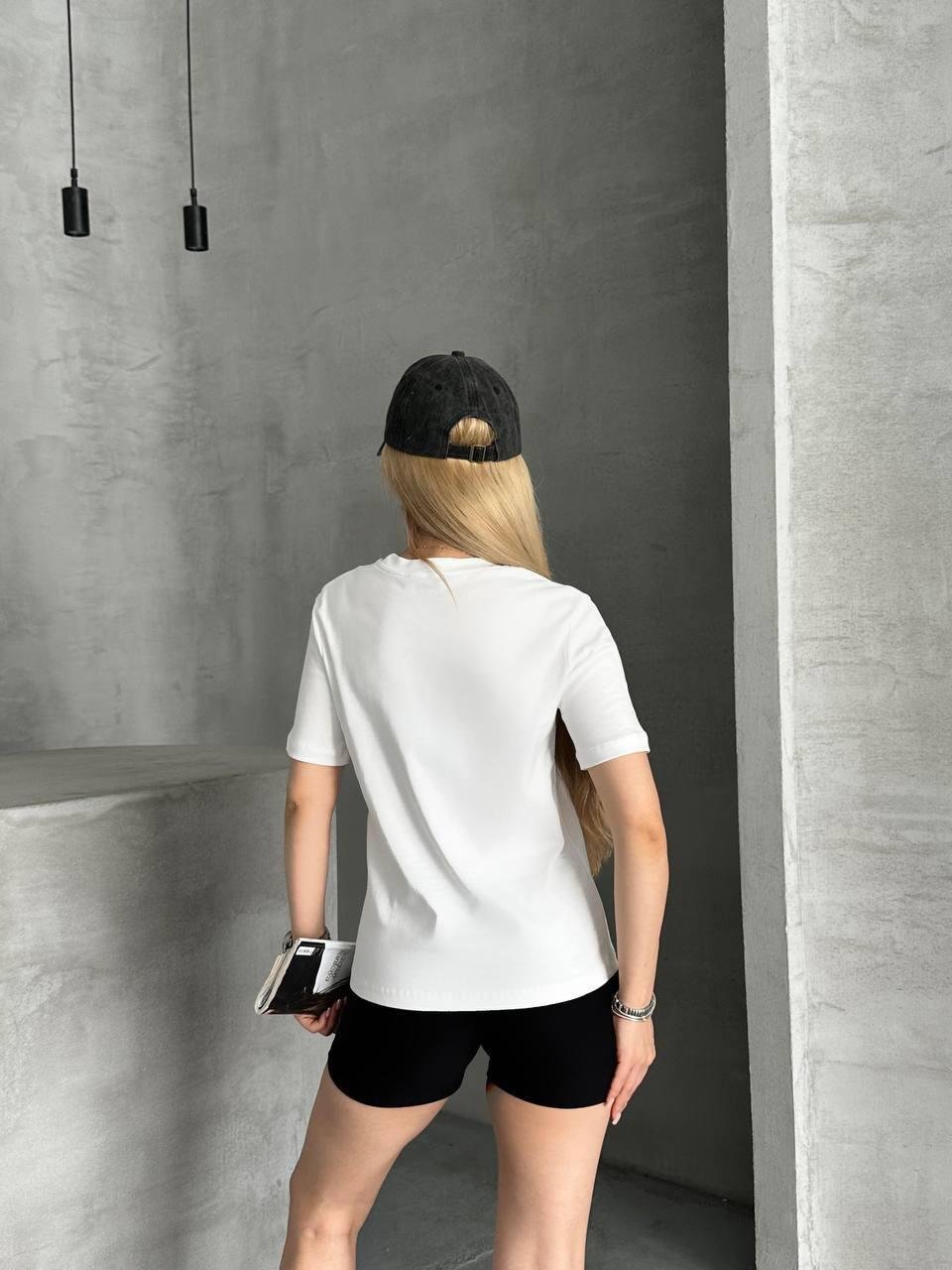 Marka Muadili Bisiklet Yaka Basic Beyaz T-Shirt