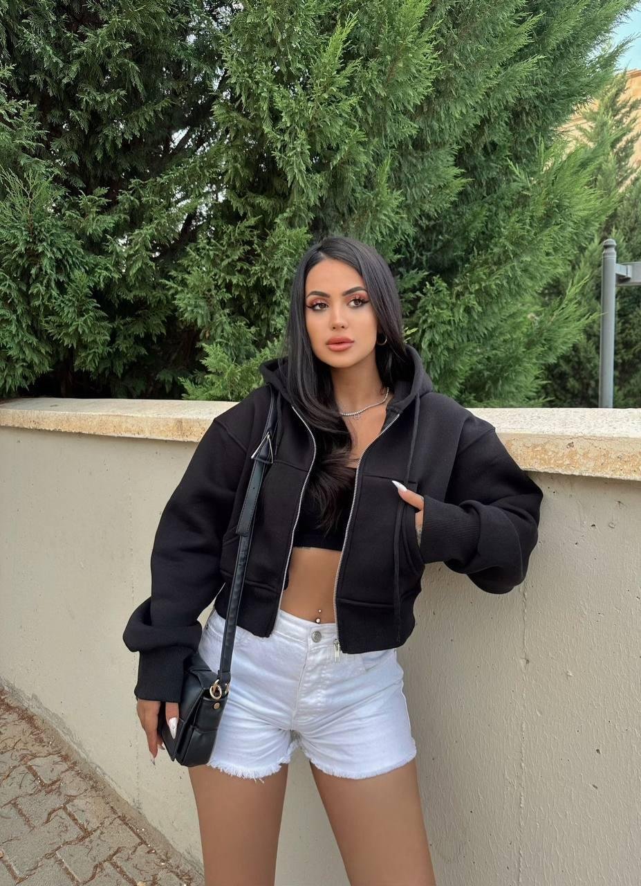 Siyah Fermuarlı Şardonlu Crop Sweatshirt