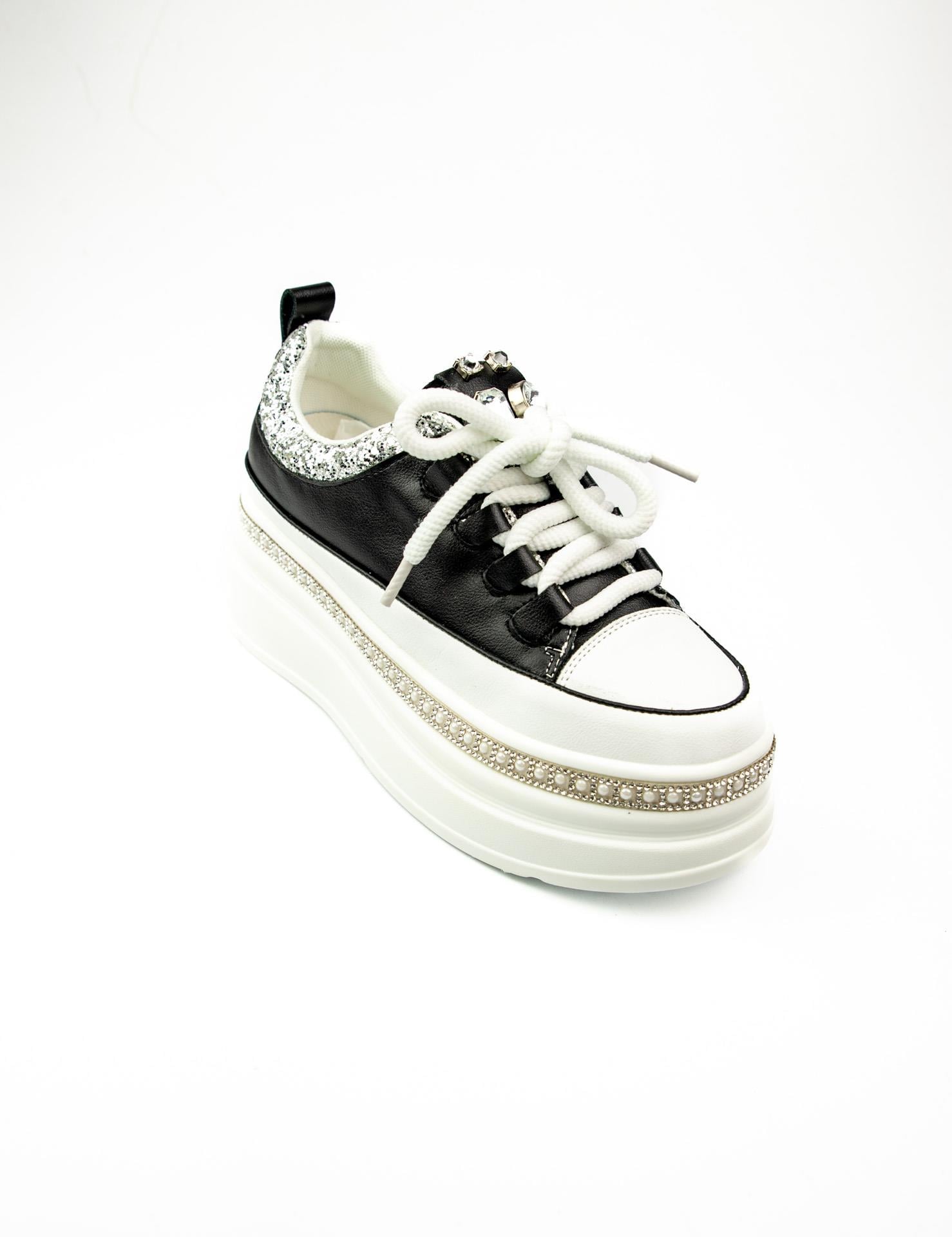 Guja 423 - 7 Siyah Taşlı Kadın Sneaker 
