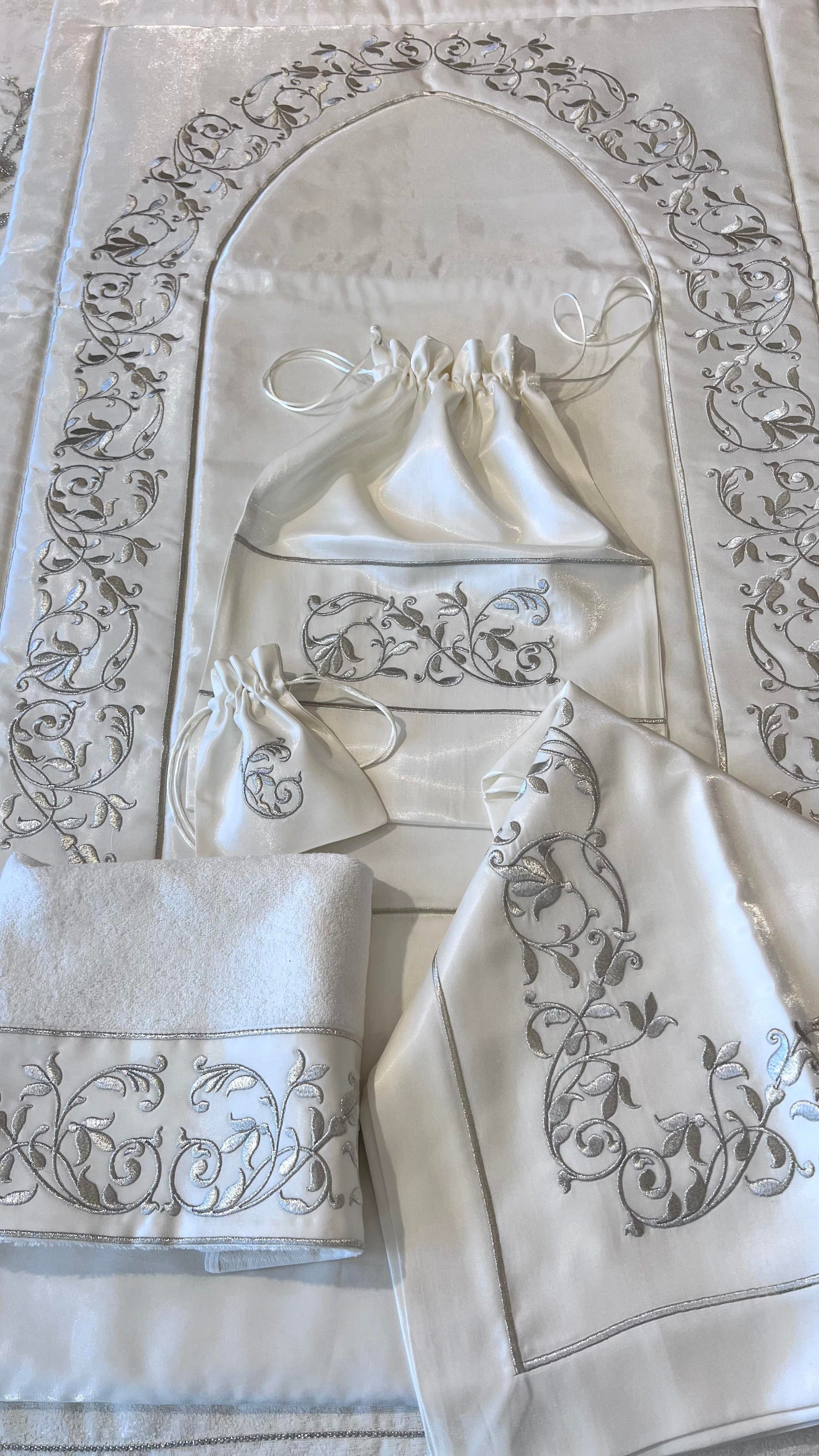 Nakışlı Seccade Bohça Seti 