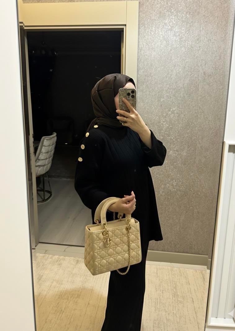 Omuz Düğmeli Triko Takım