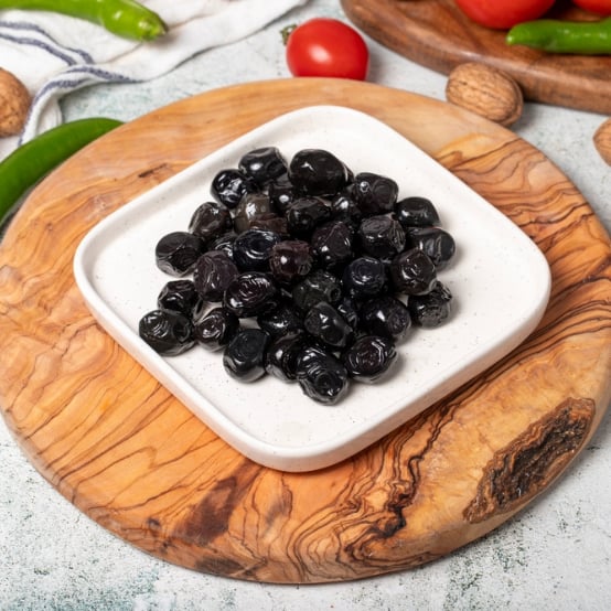 Gemlik Siyah Zeytin (1 kg) – Kahvaltının Vazgeçilmez Klasik Lezzeti