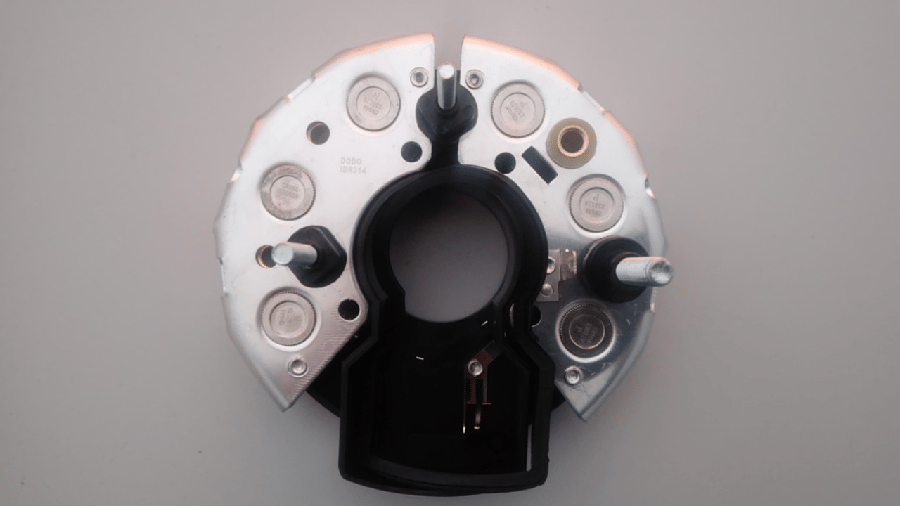 DIYOT TABLASI BOSCH TIP 114mm 40A > MERCEDES/MAN/KHD/IVECO/SCANIA/DAF (3 CIVATA + 1 FIS HAVUZLU)
