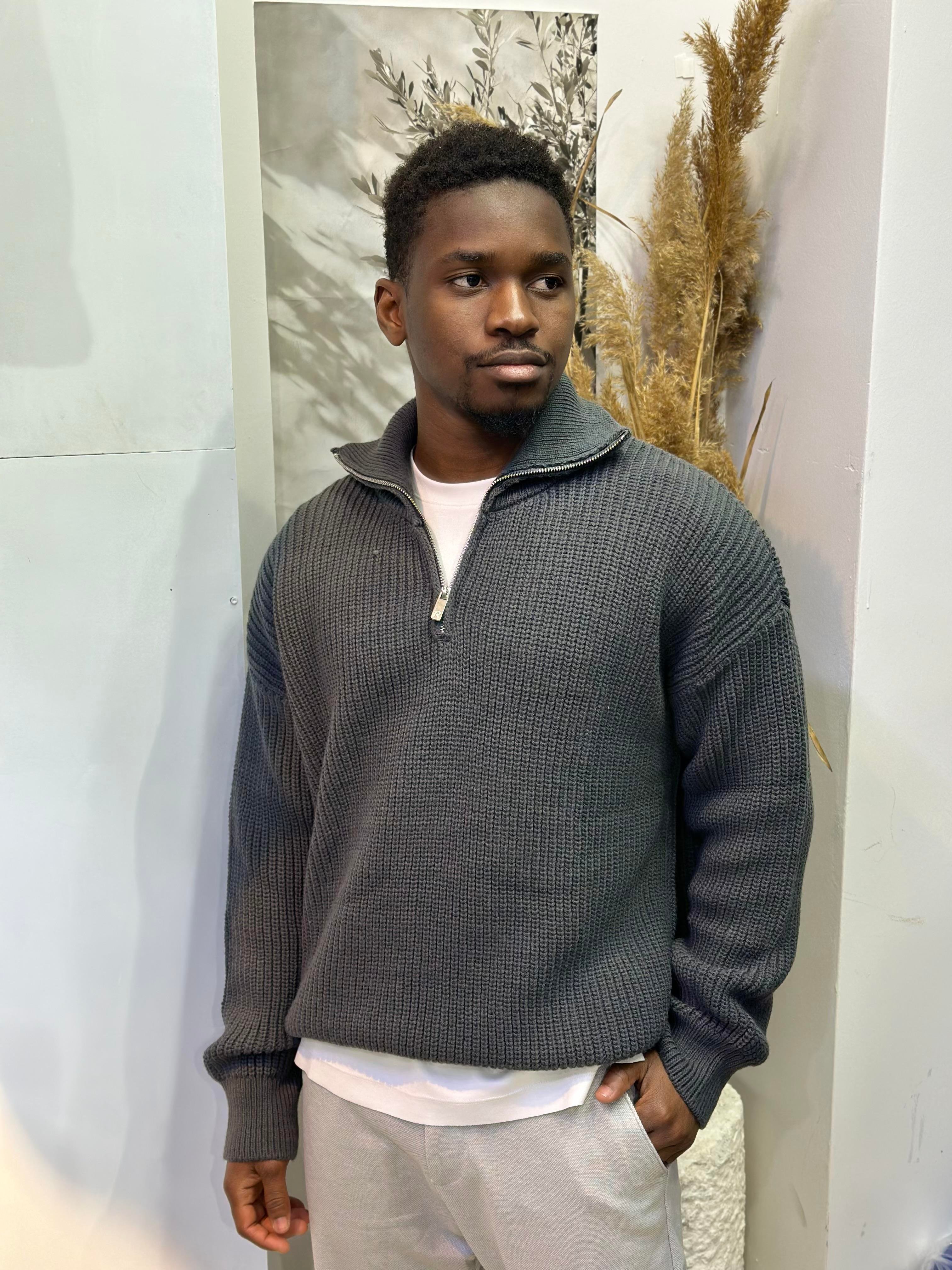 RETRO(6000)Y.FERMUAR GRİ KAZAKhttps://www.terapi-time.com/bej-relax-baggy-jeans-48