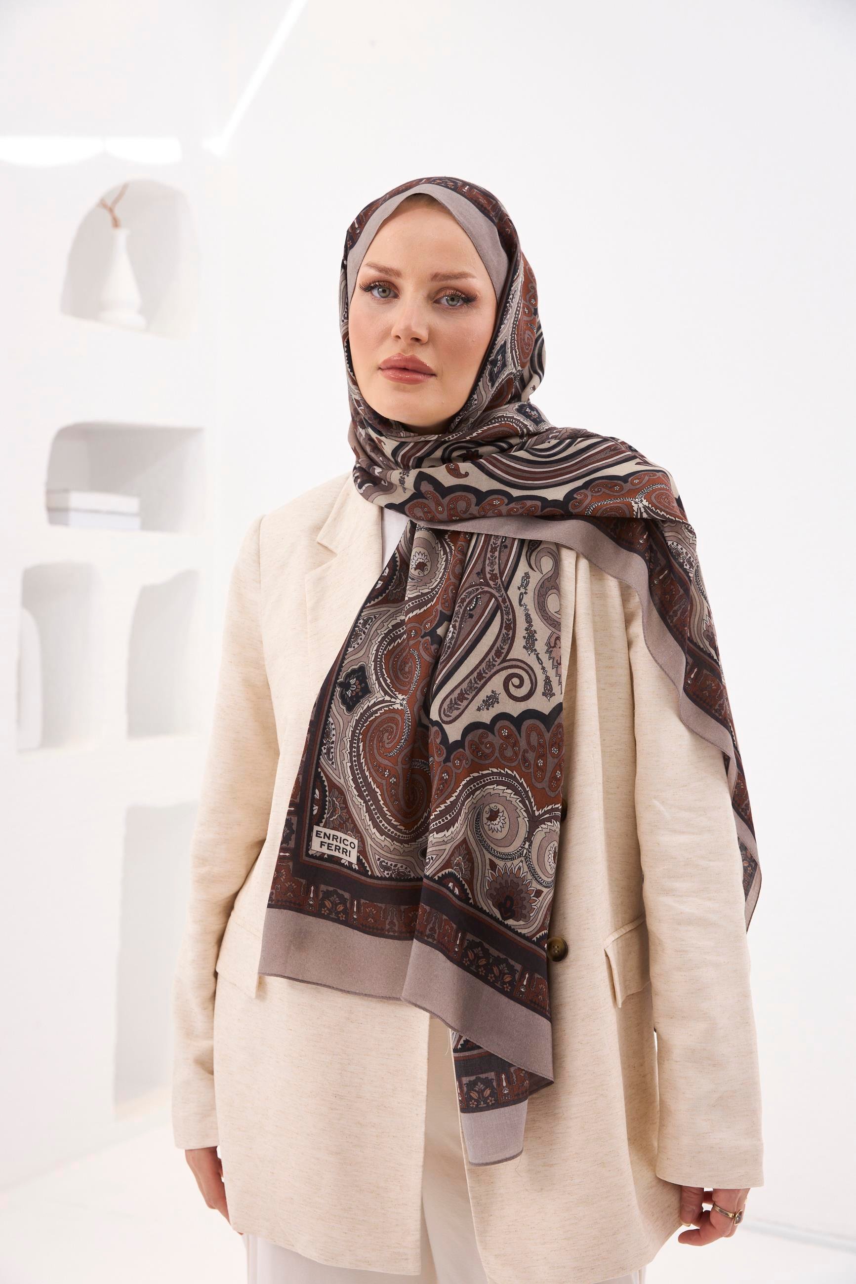 Enricoferri Petra Desen Şal Petra05-05