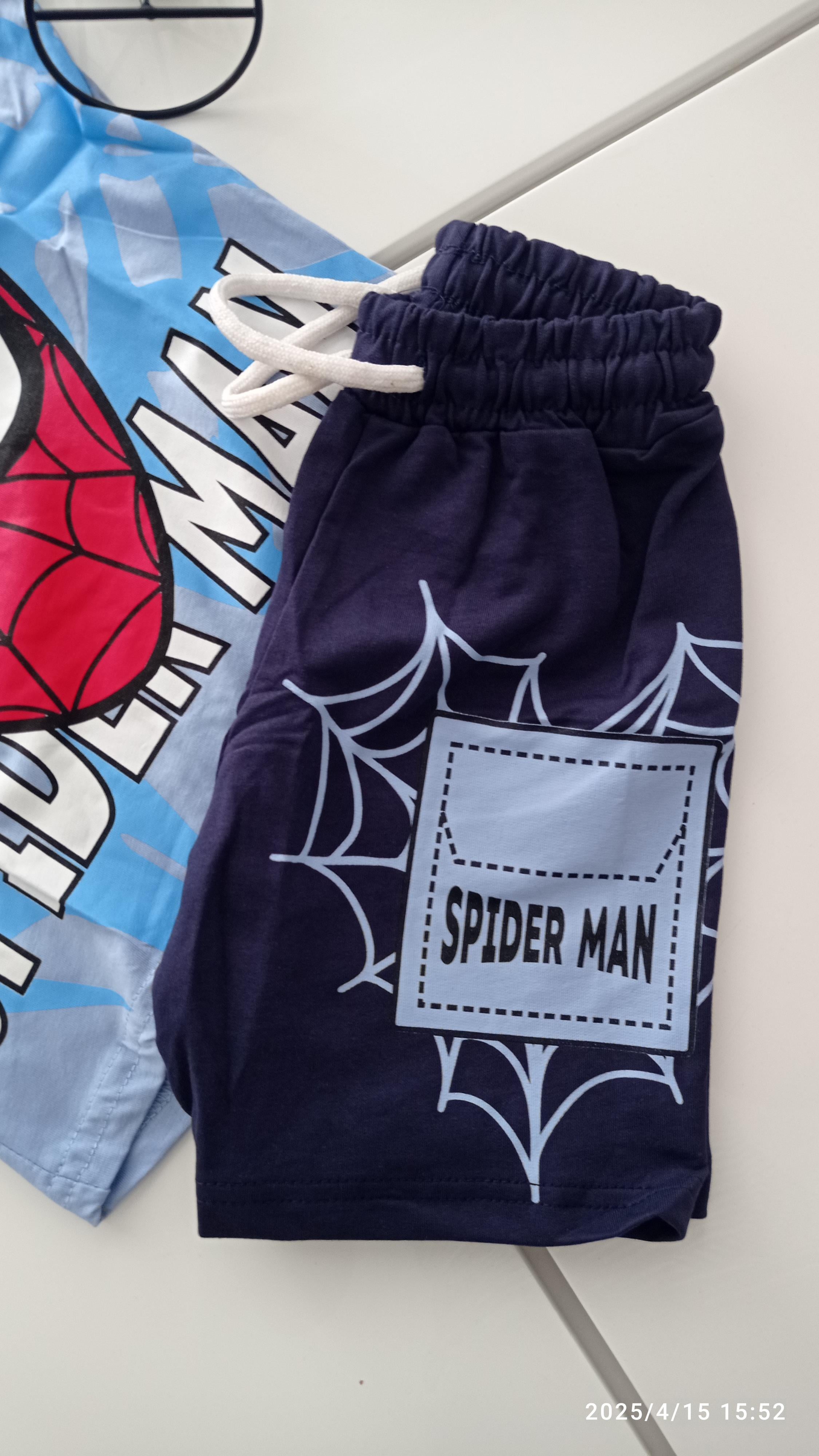 KARAKTERLİ ŞORTLU TAKIM