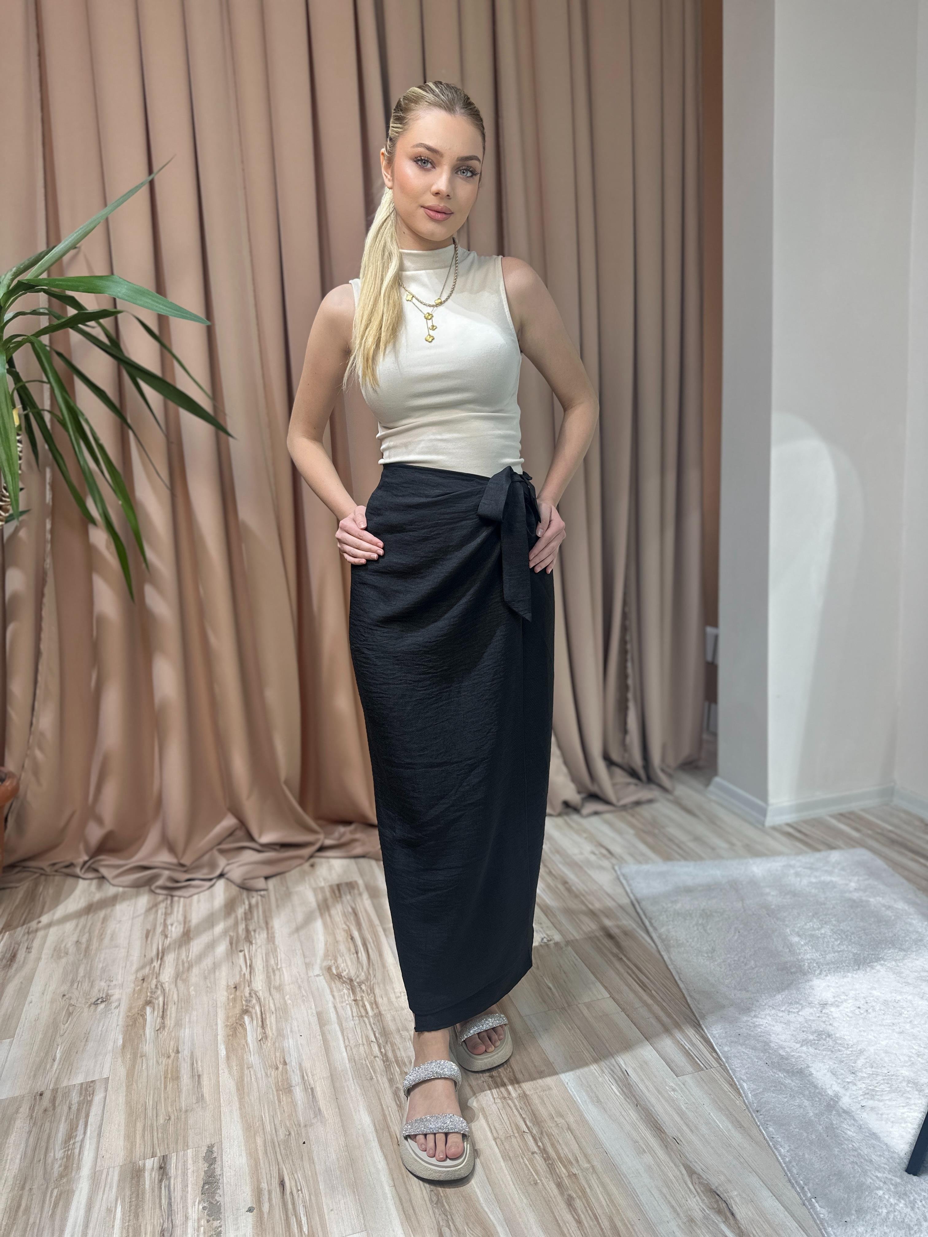 YANDAN BAĞLAMALI YIRTMAÇLI KETEN ETEK - SİYAH