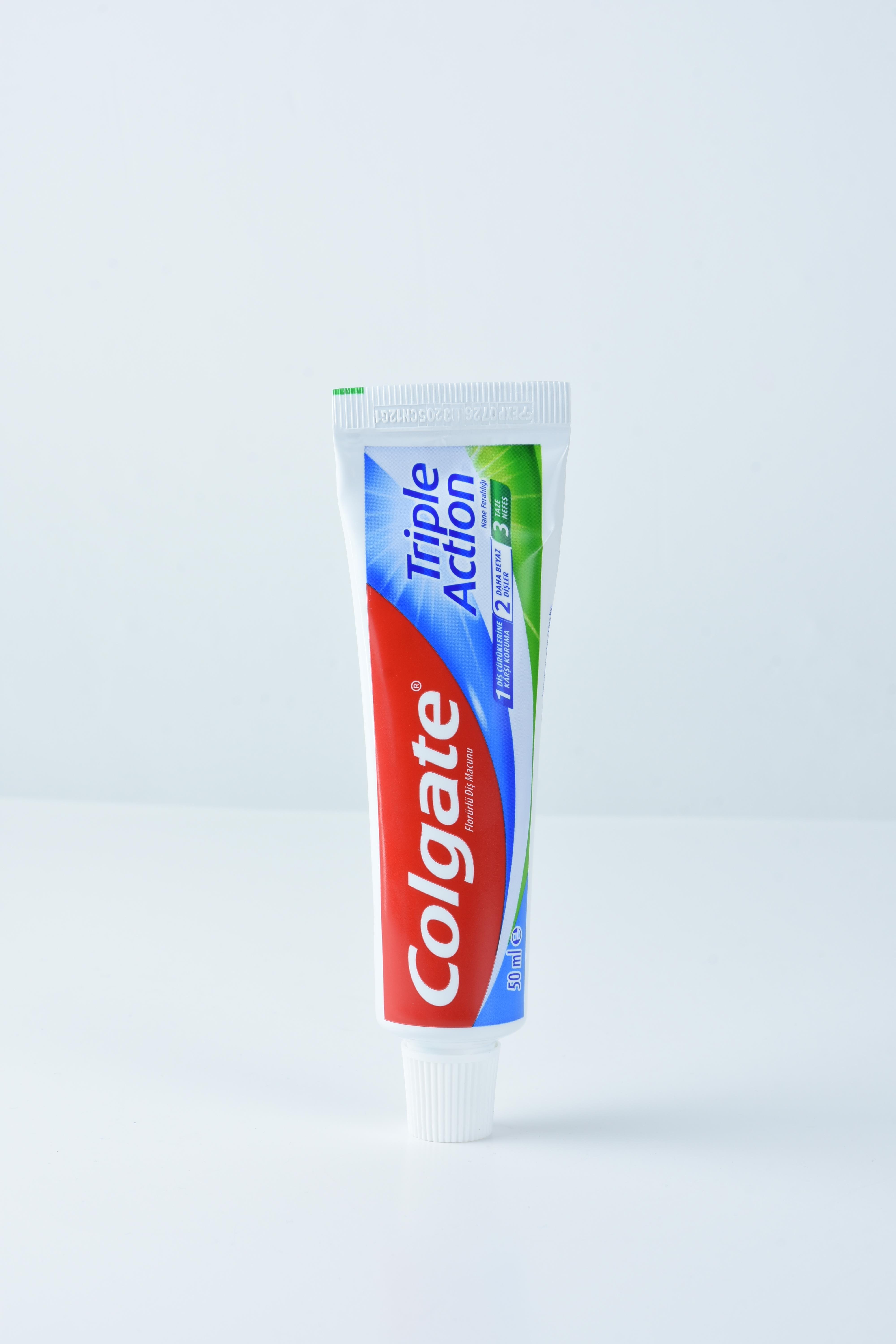 COLGATE DİŞ MACUNU