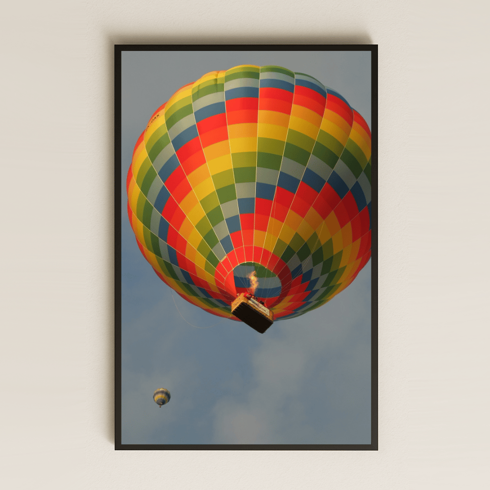 Alevli Renkli Balon UV Baskılı Dikey Gökyüzü Tablosu