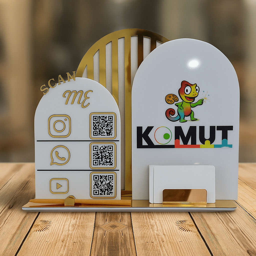 Üç QR Kodlu Masaüstü Sosyal Medya Pano – 30x25 cm