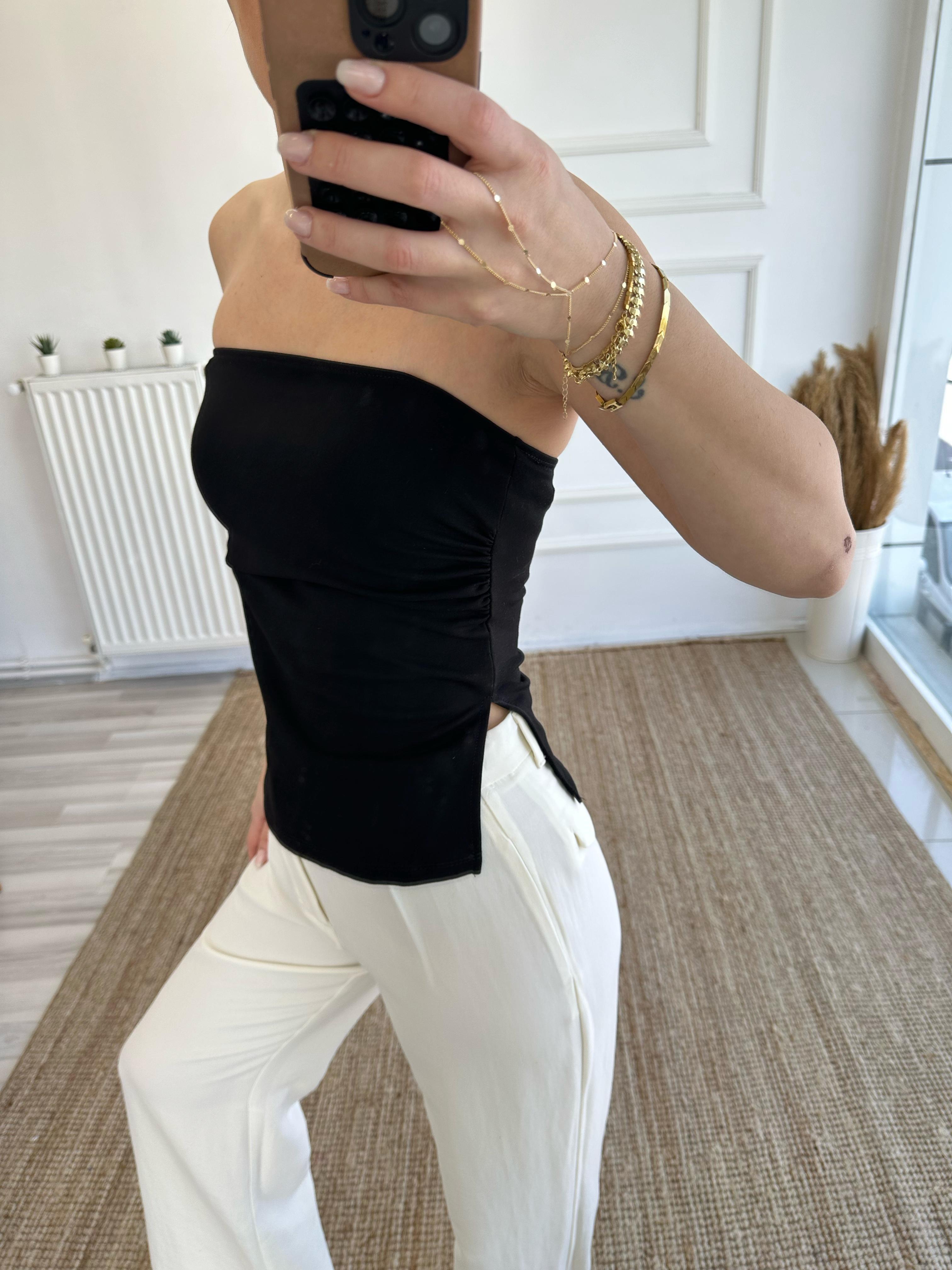 Straplez Top Yırtmaç Detaylı