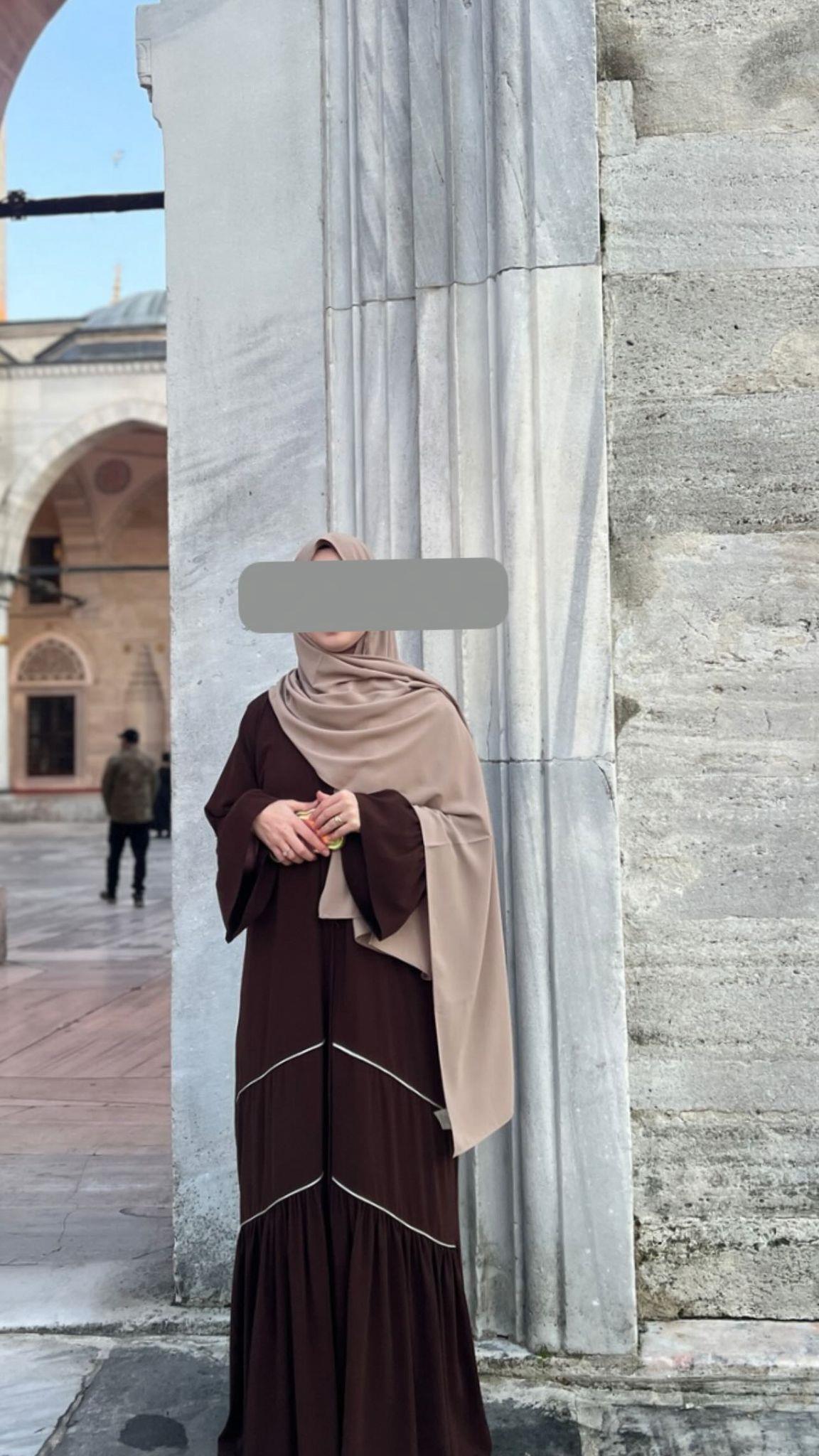 Pileli Biyeli Abaya Acı Kahve – Ümran Özbek Collection--Elbise