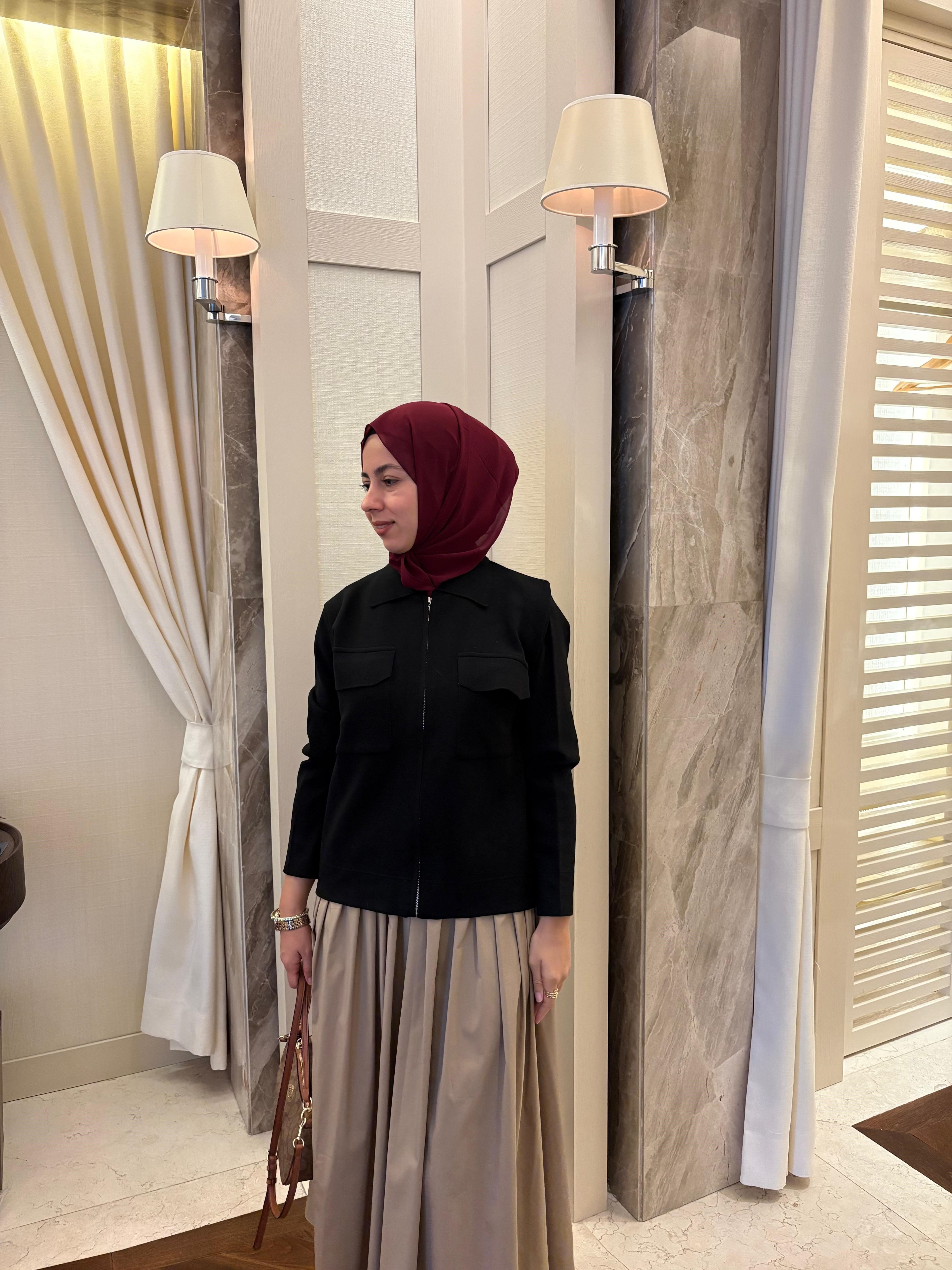 Fermuarlı Helen Siyah Triko 