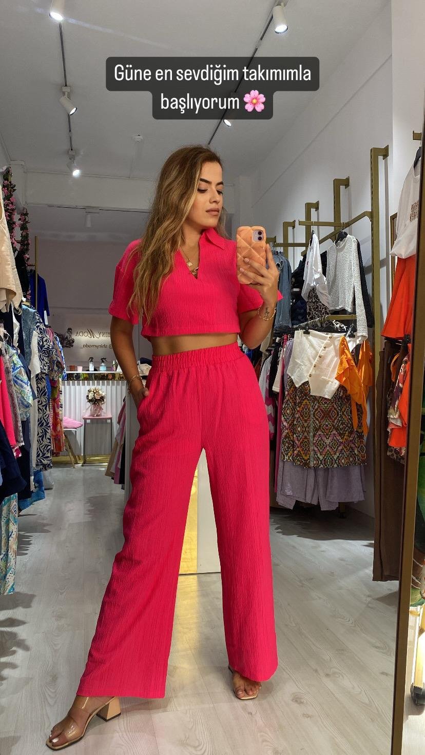 PEMBE İKİLİ TAKIM