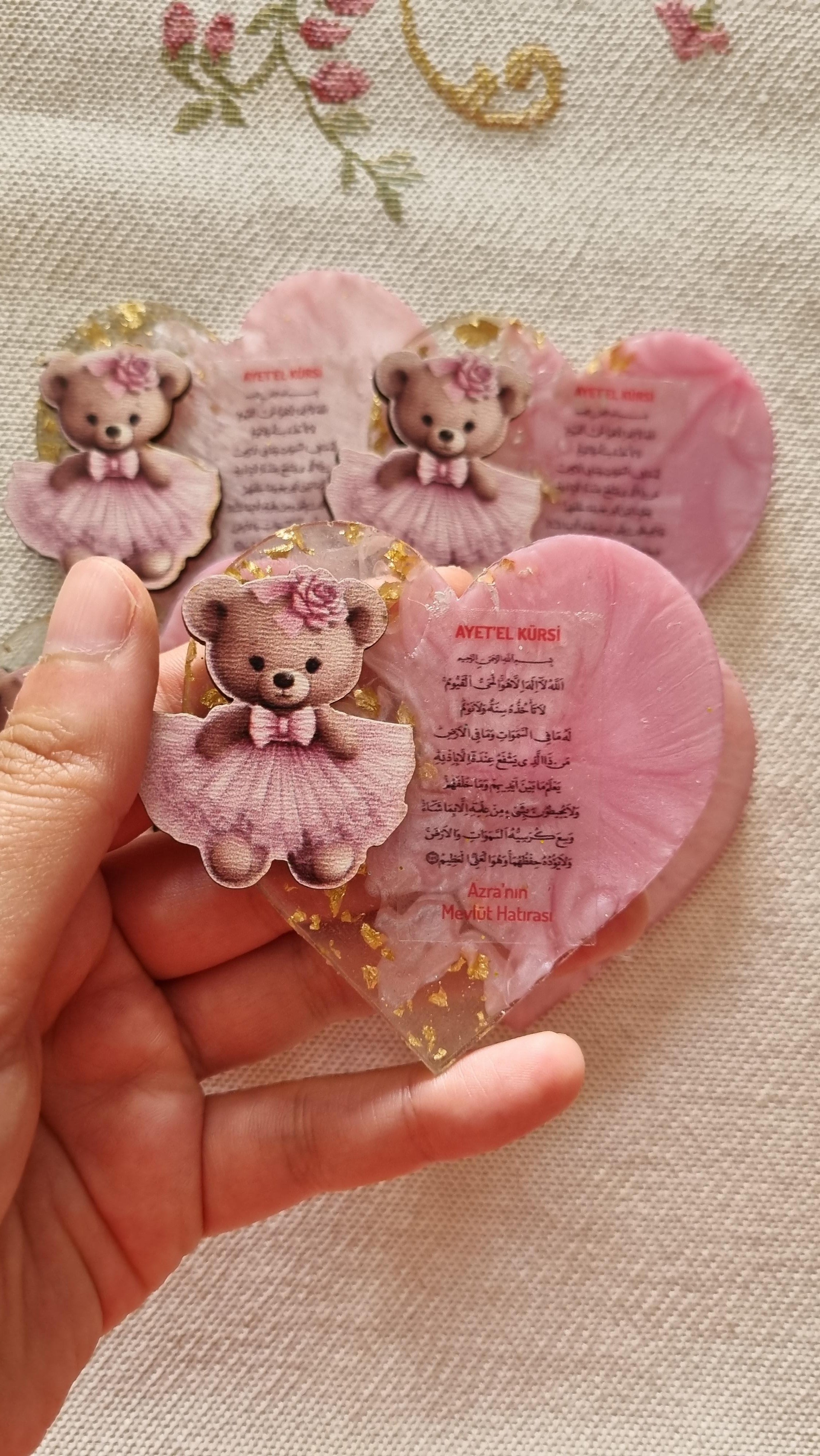 Ayetel Kürsi Ayıcık Figürlü Epoksi Kalp Pembe Magnet