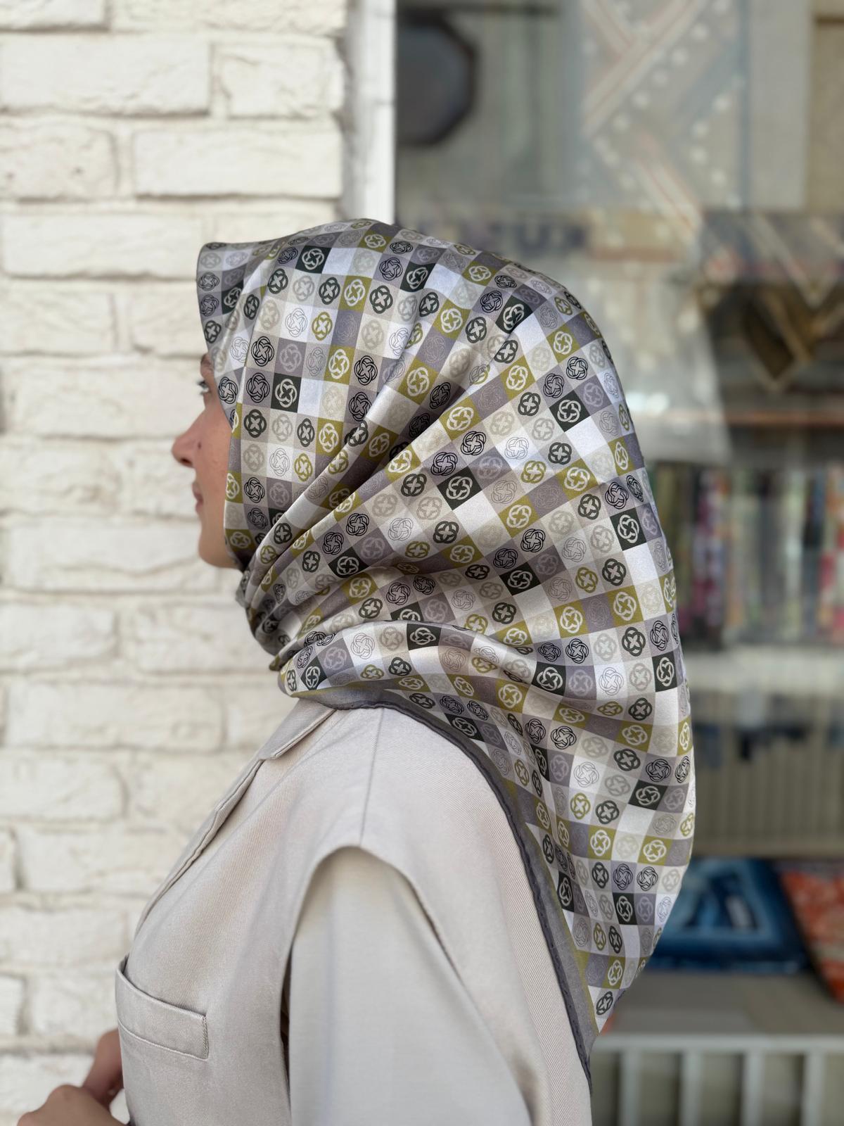 Aker Sura İpek Eşarp Gri