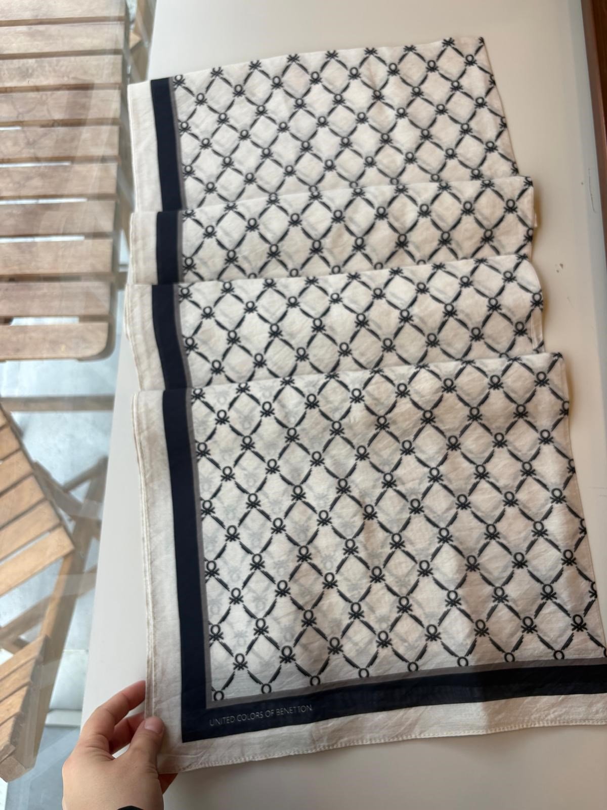 Benetton Viskon Şal Taş