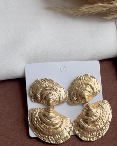 Orjinal Marka Model Metal Midye Kabuk Küpe 