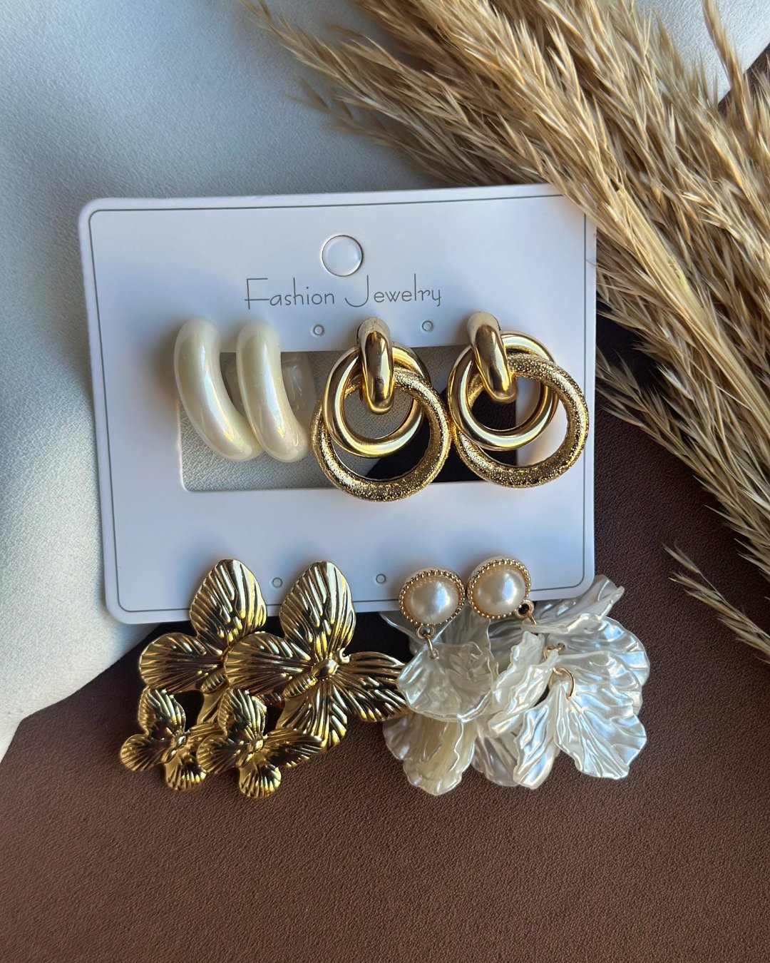 Sedef & İnci Gold Kelebek Model 4 lü Küpe Set 
