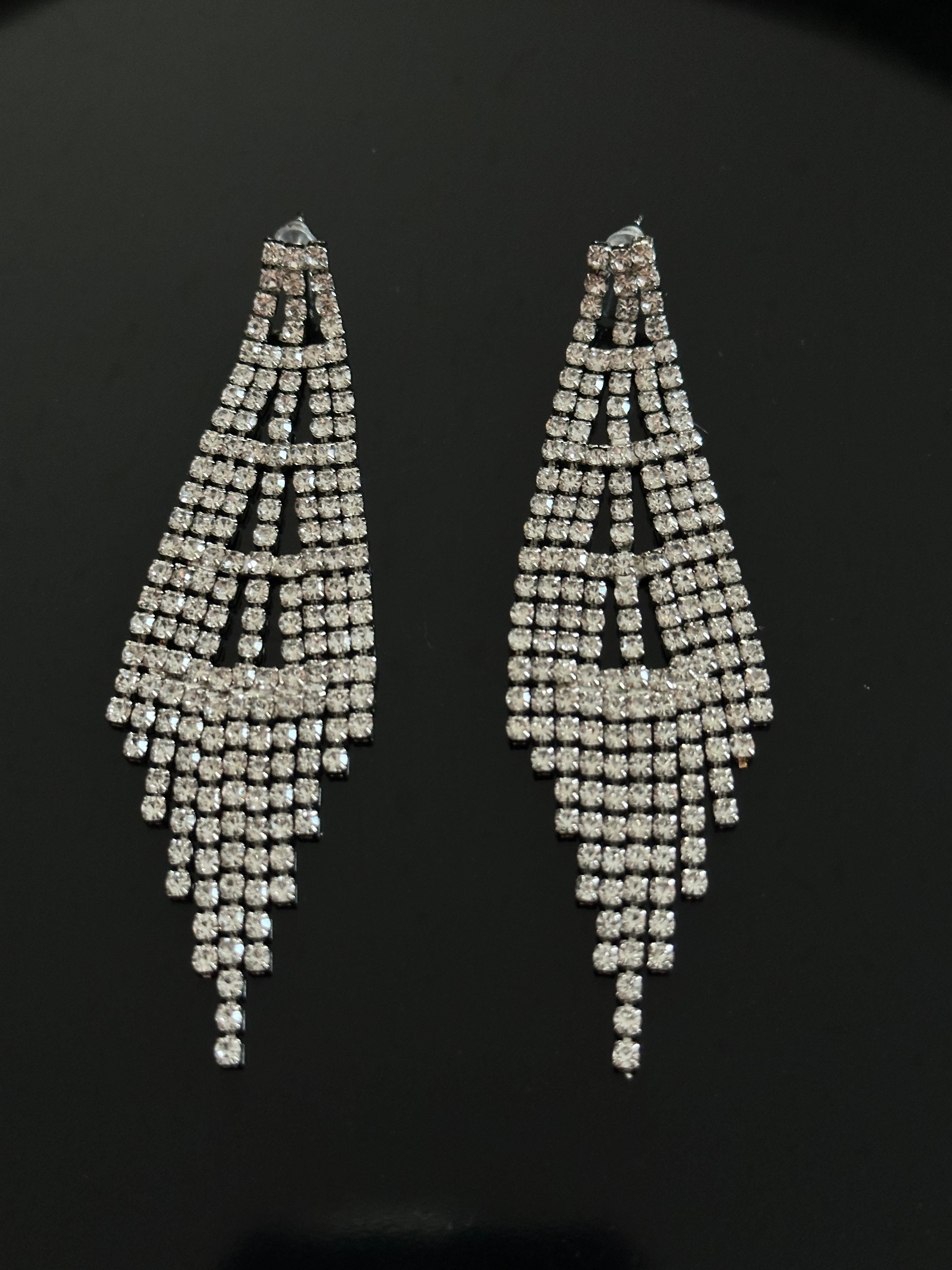 Zirkon Taşlı Suyolu Tasarım Küpe - Model 1