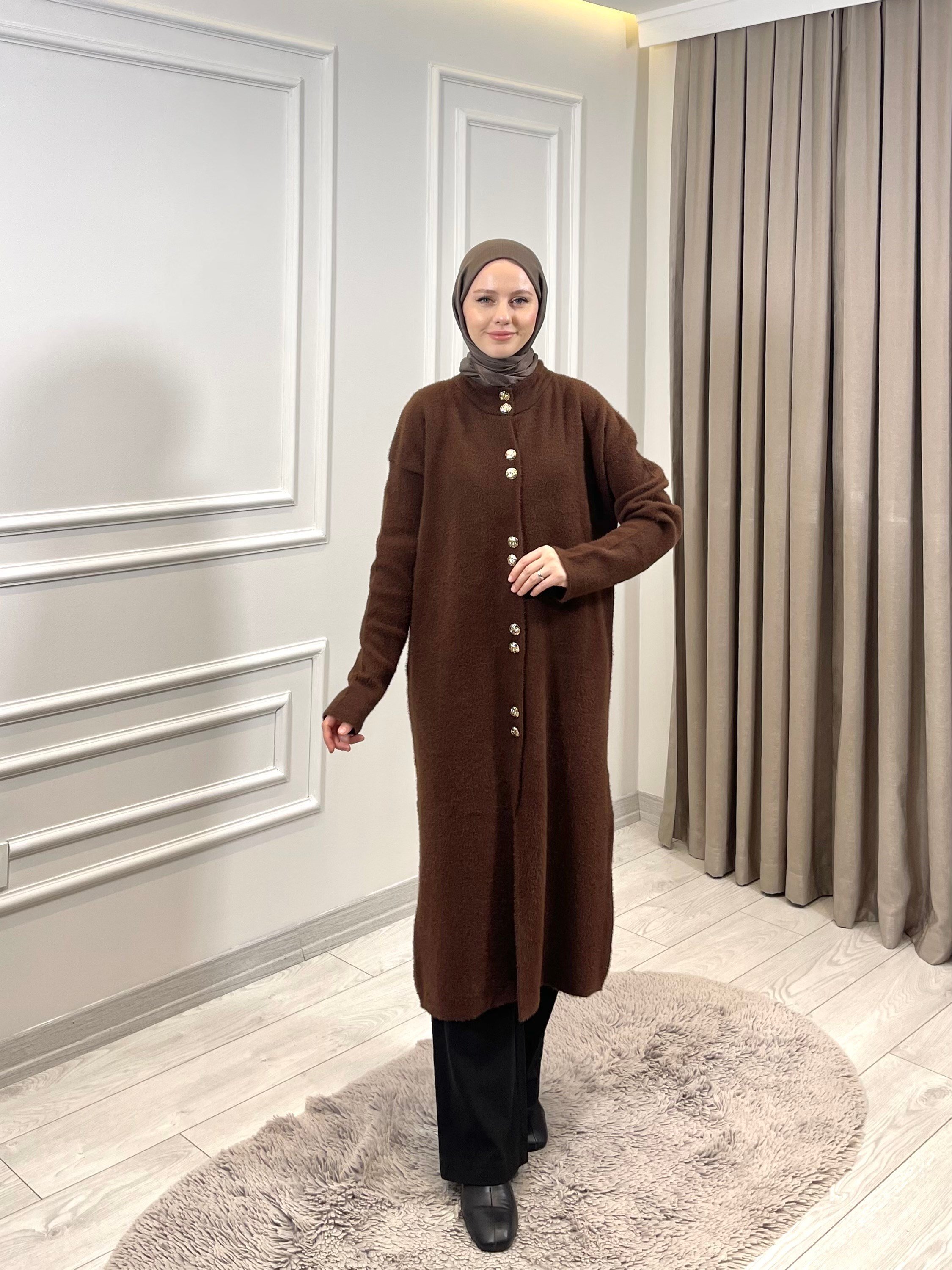 SAKALLI HIRKA KAHVERENGİ
