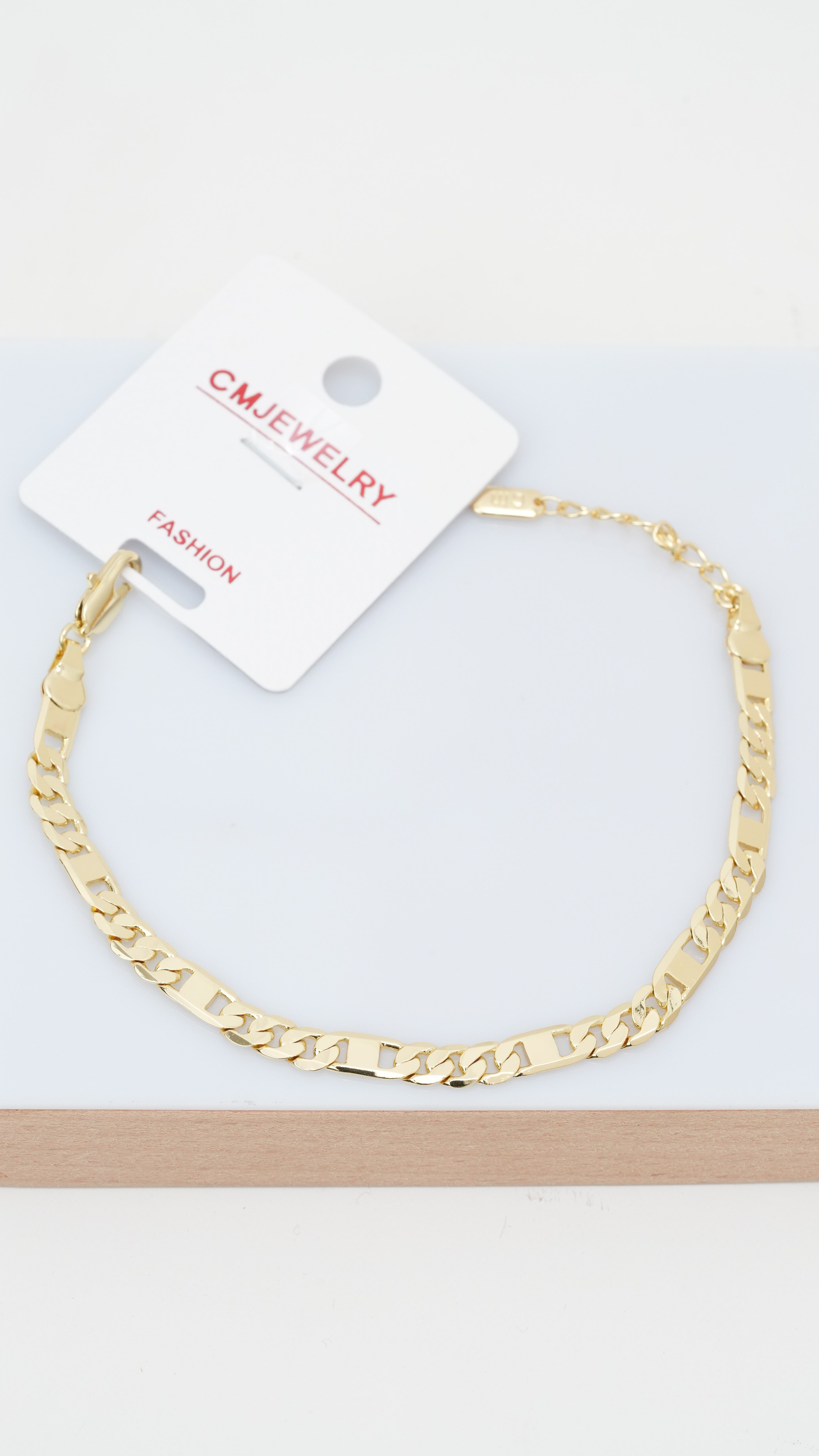 CM   BLKLK 0643