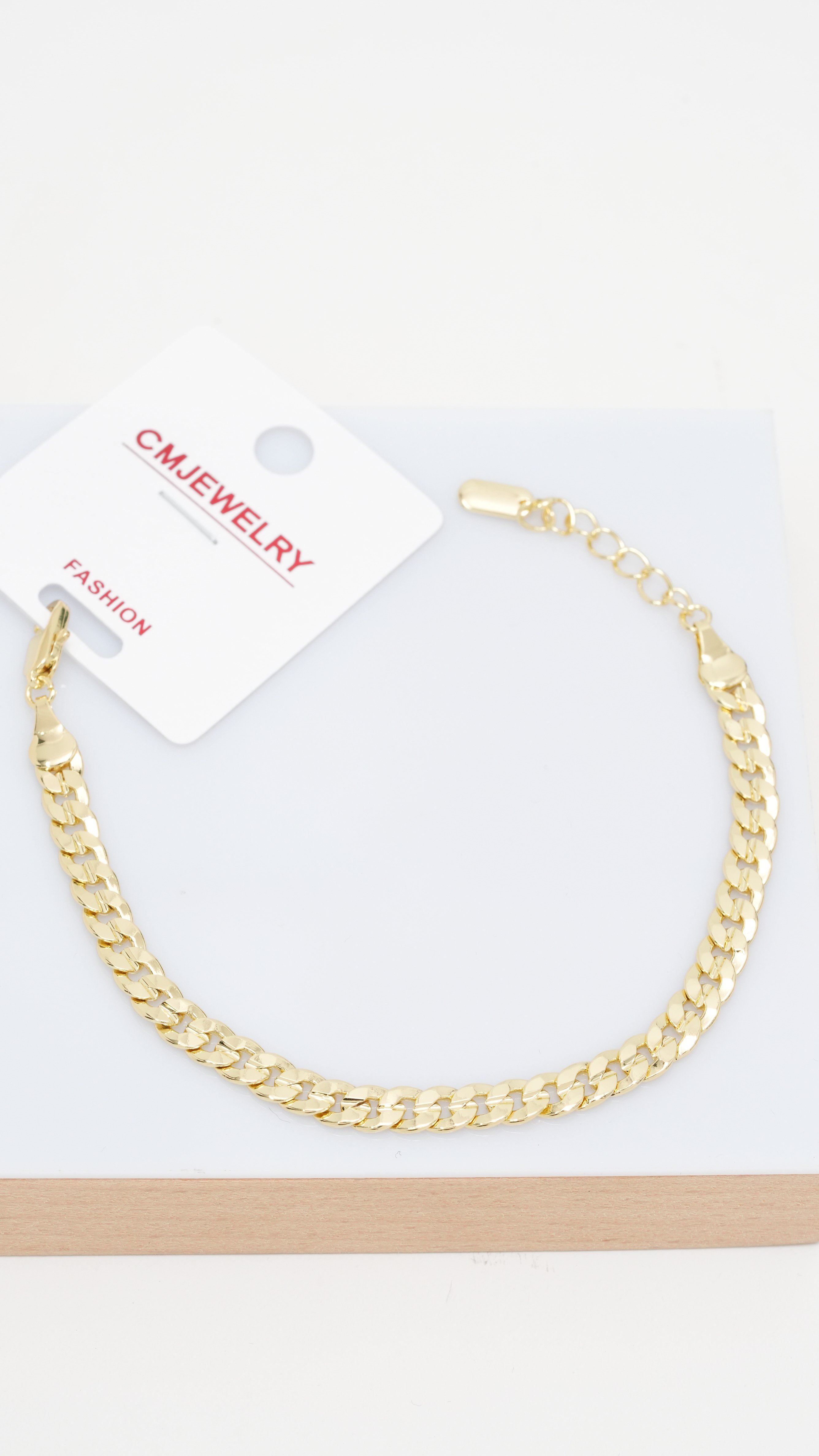 CM   BLKLK 0672