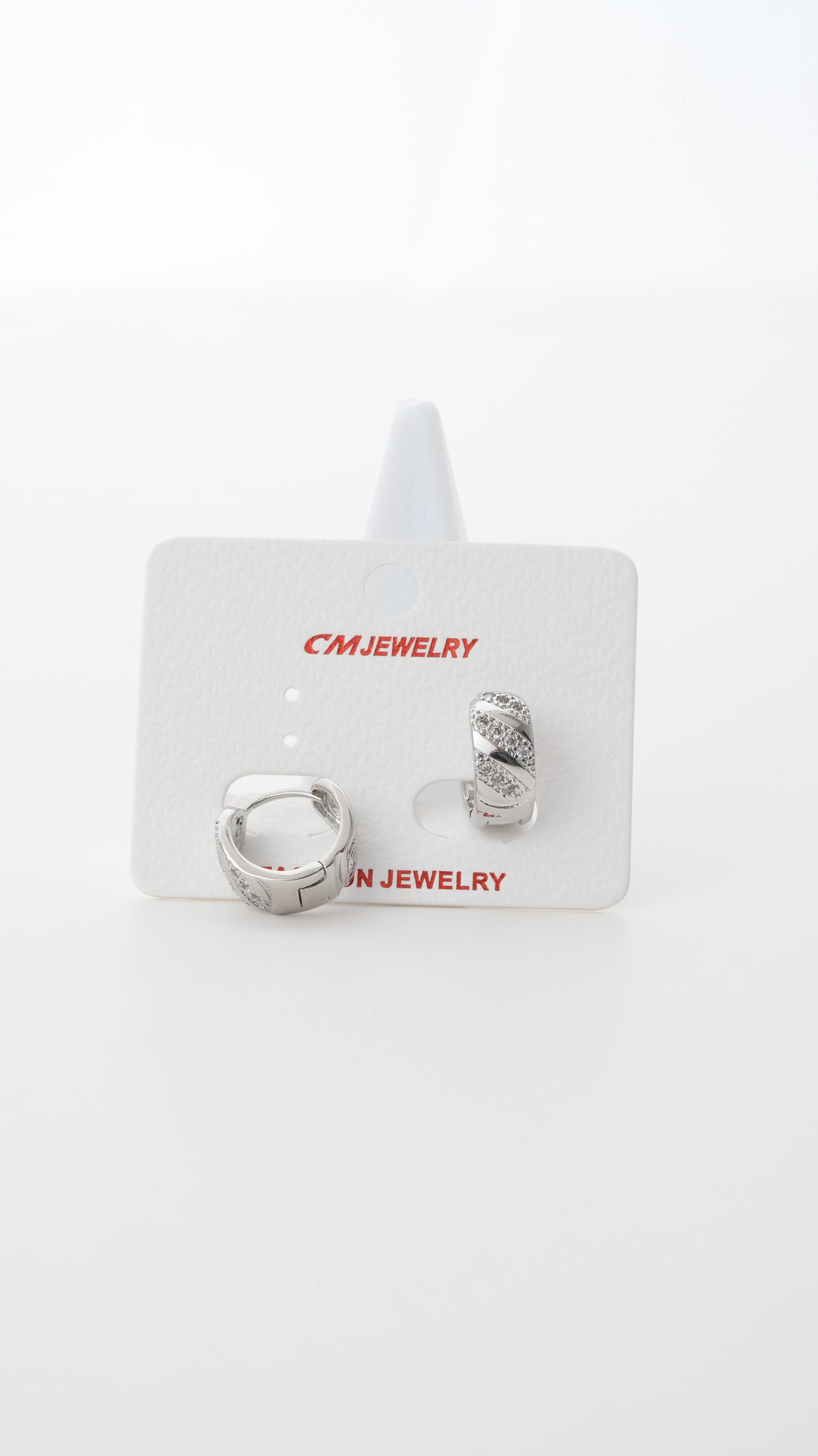 CM    KÜPE 1044