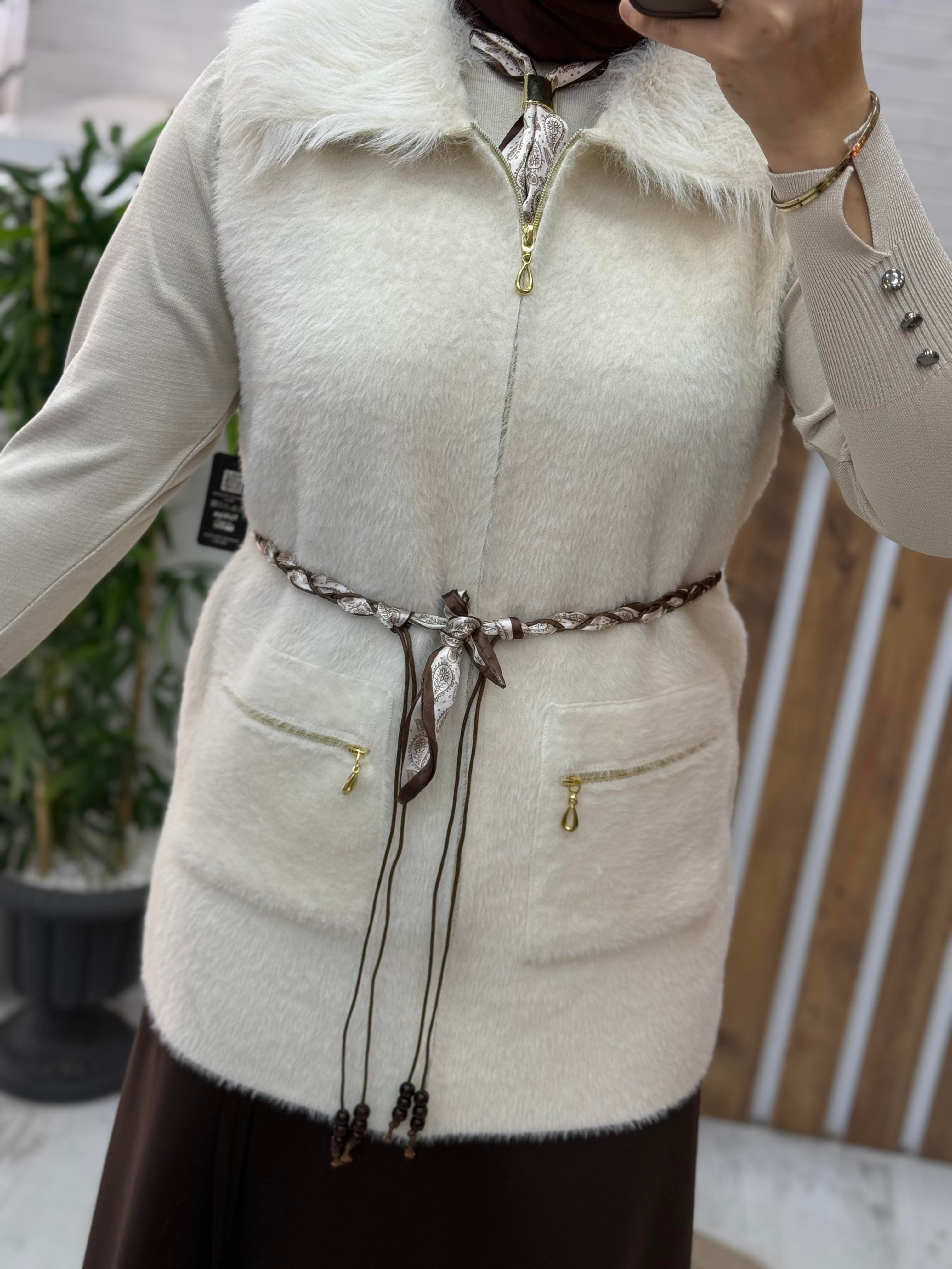 ANGORA YELEK (fularlı)