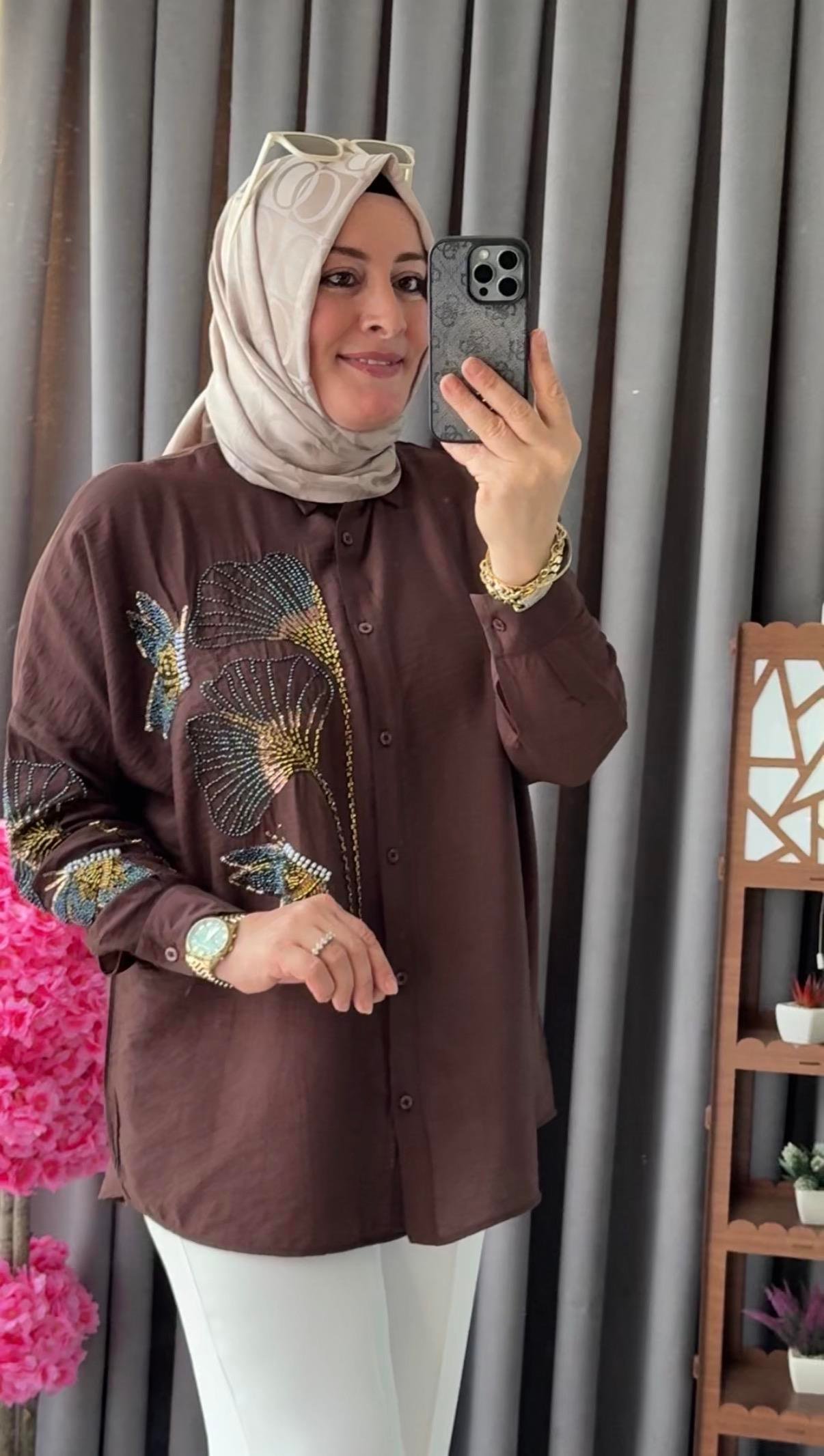 BONCUK İŞLEMELİ ŞIK GÖMLEK