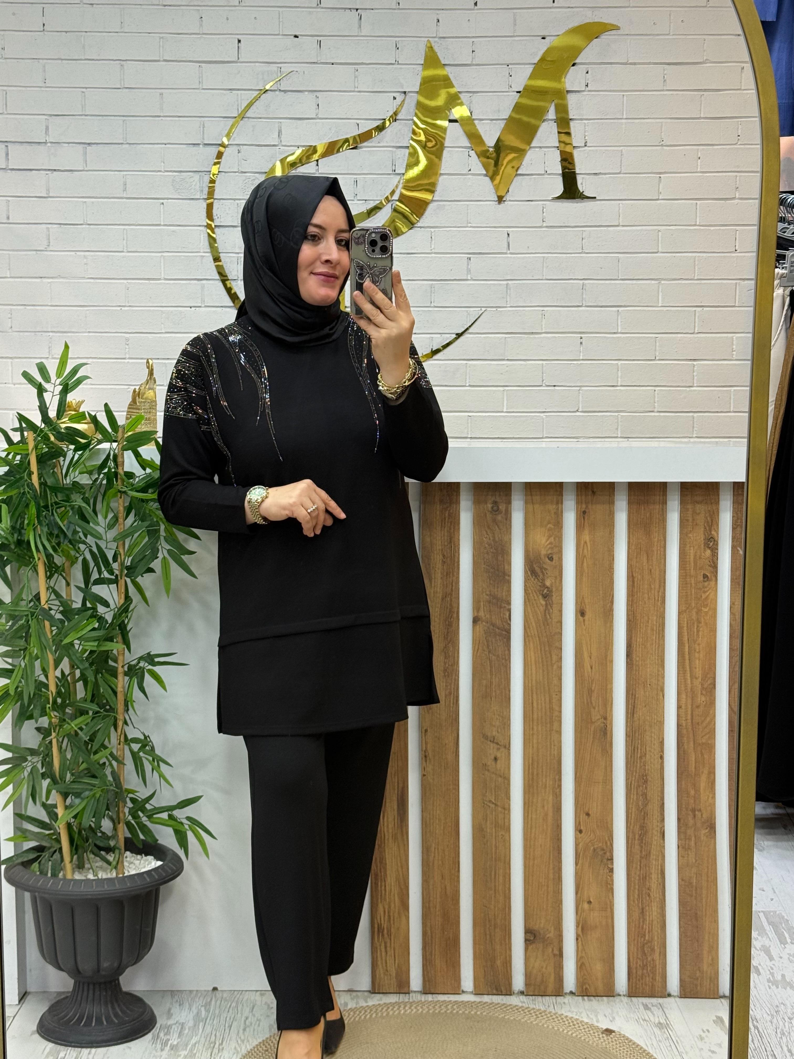 OMUZLARI TAŞLI İKİLİ TAKIM