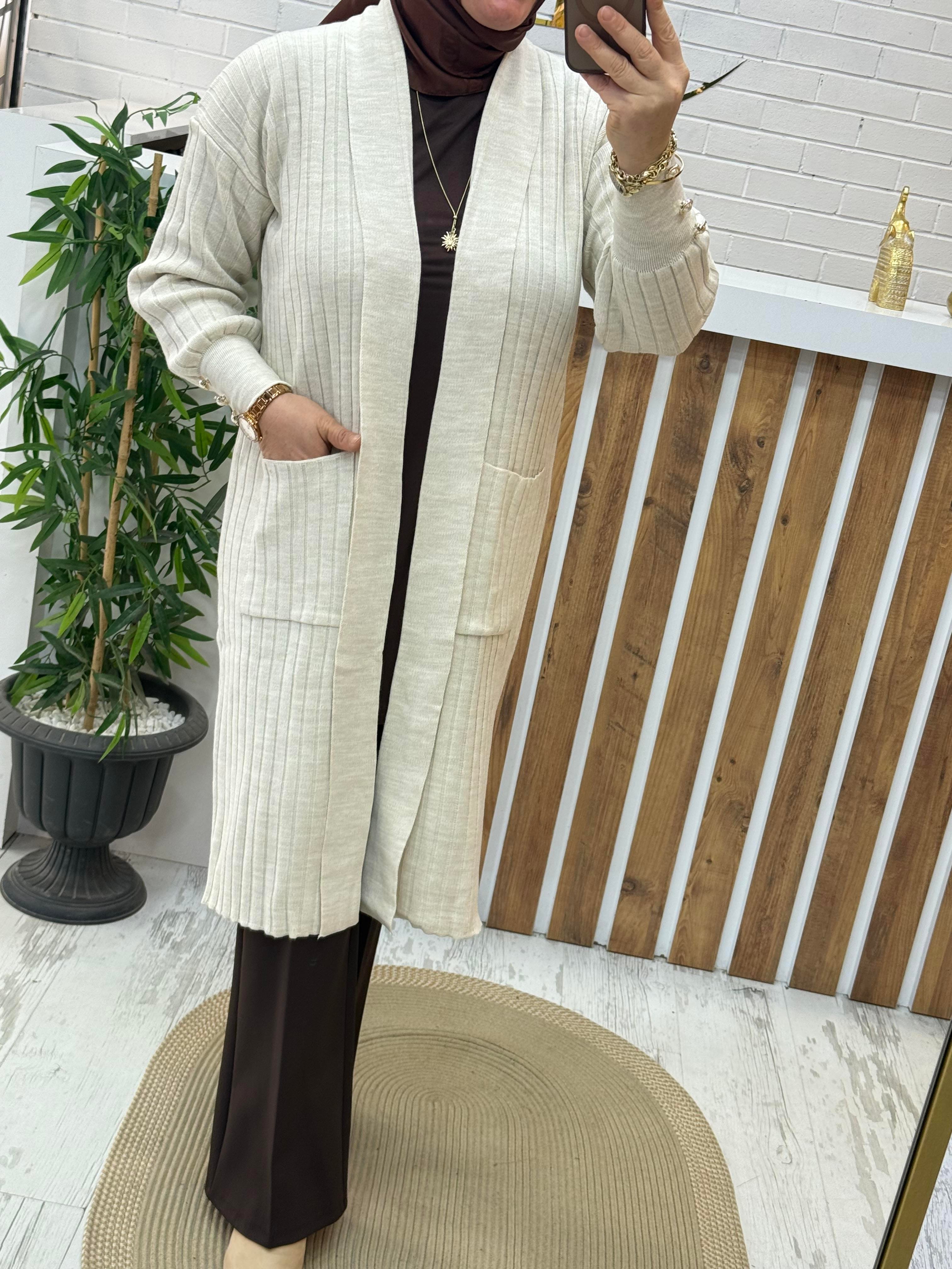 ÖNDEN CEPLİ FİTİLLİ TRİKO HIRKA