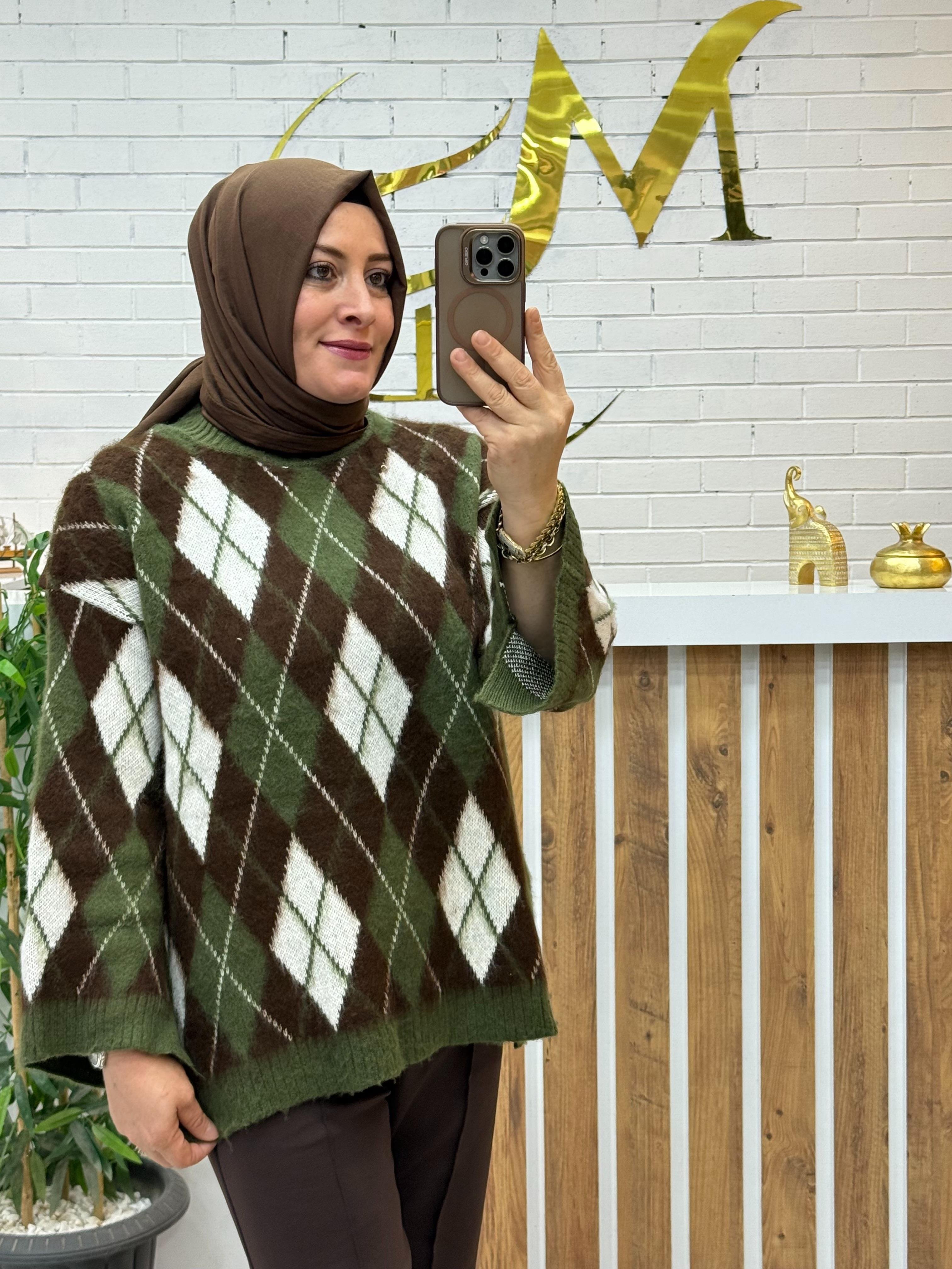 OVERSİZE BAKLAVA DESENLİ KAZAK