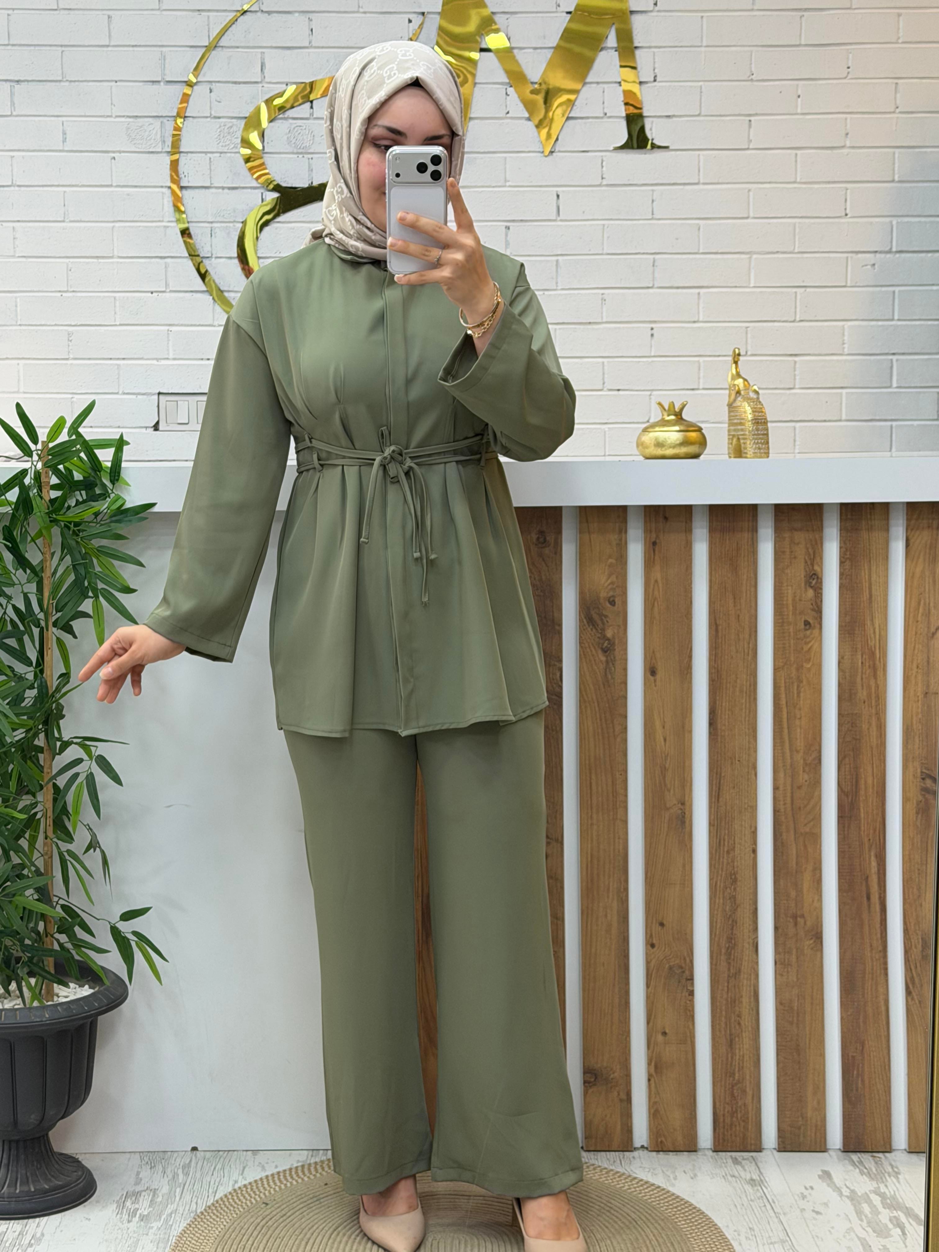 PRADA ÇİFT BAĞCIKLI ZARİF TAKIM