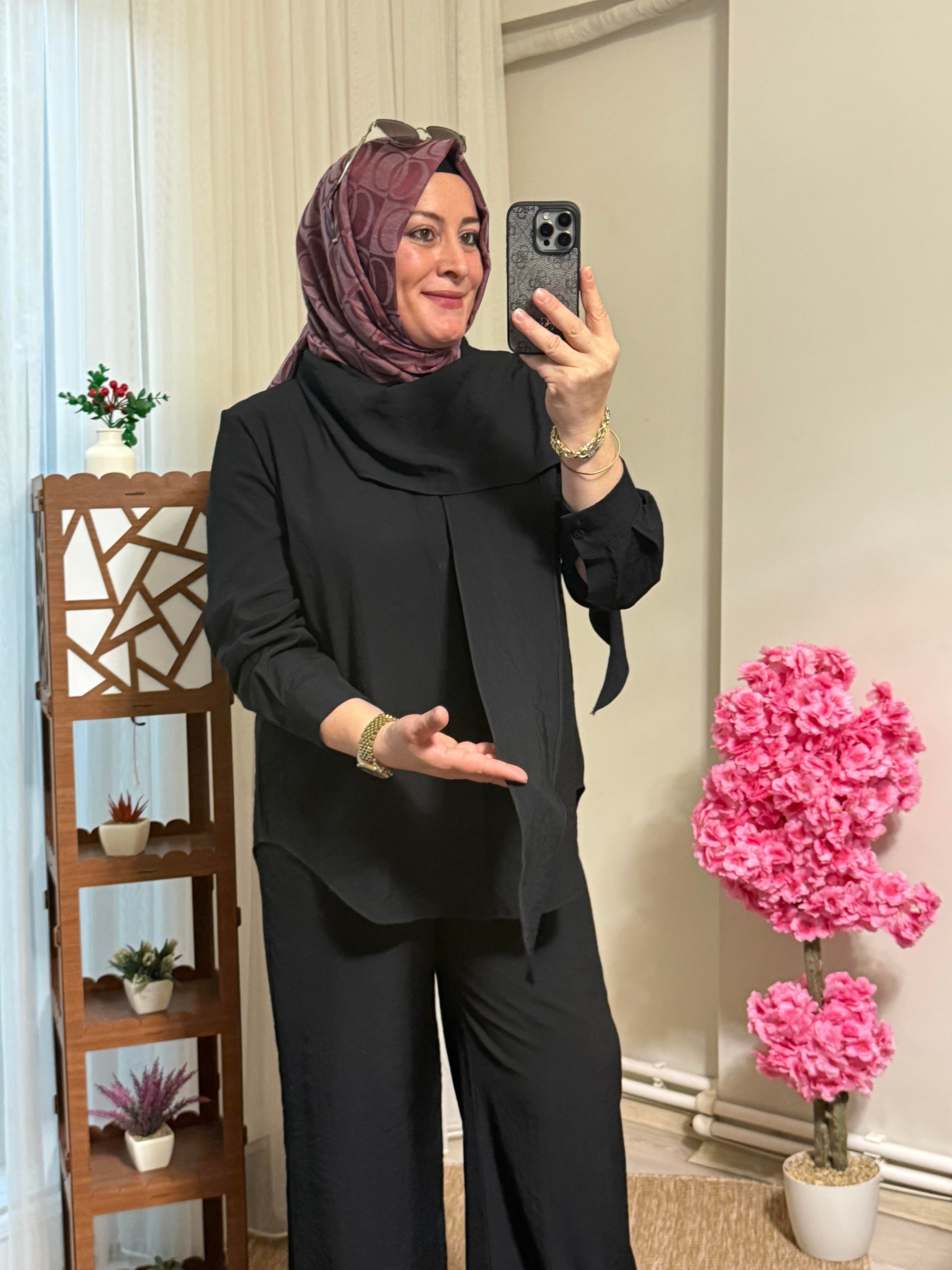 Yakası Degaje Atkılı Takım