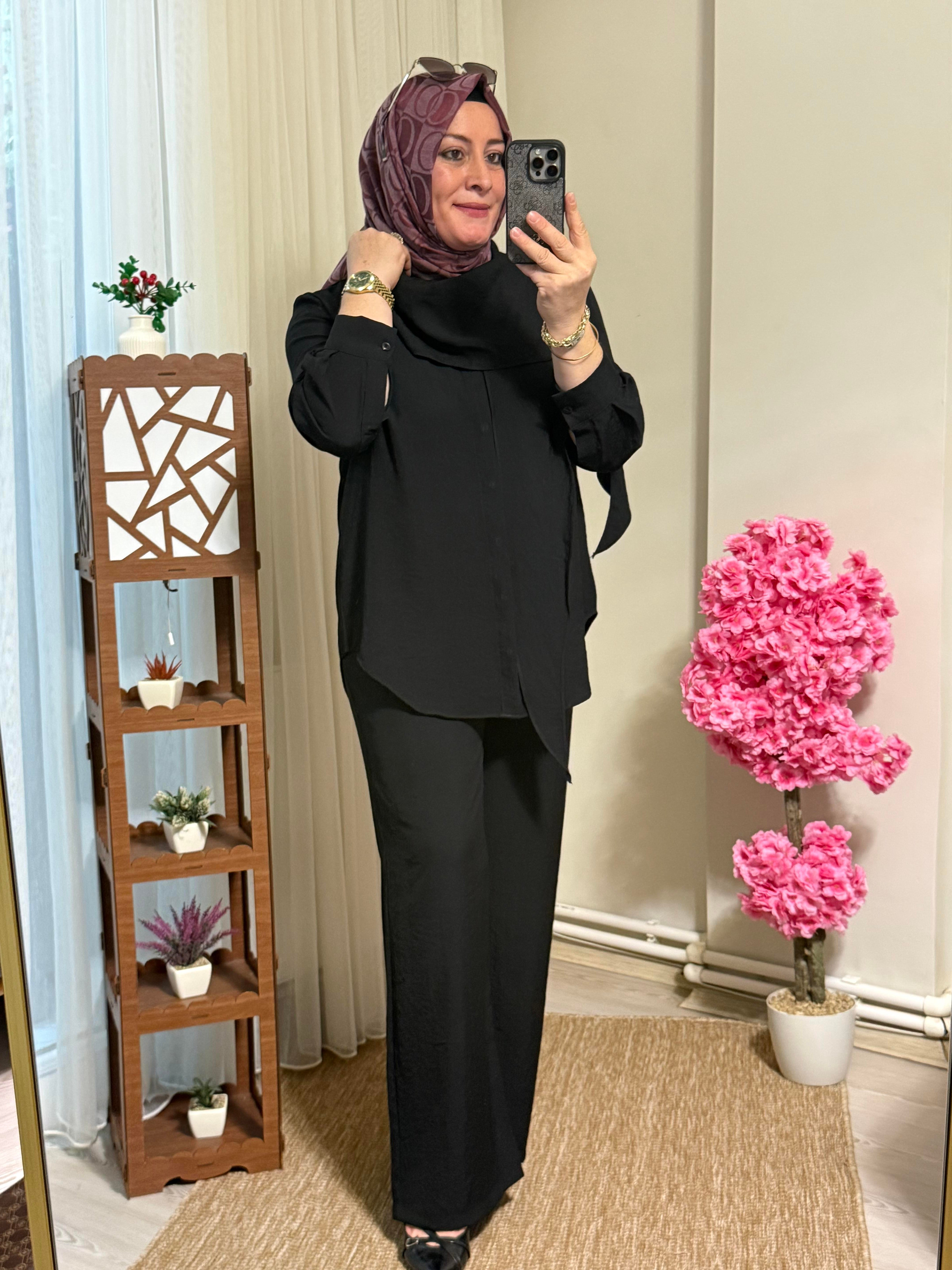 Yakası Degaje Atkılı Takım