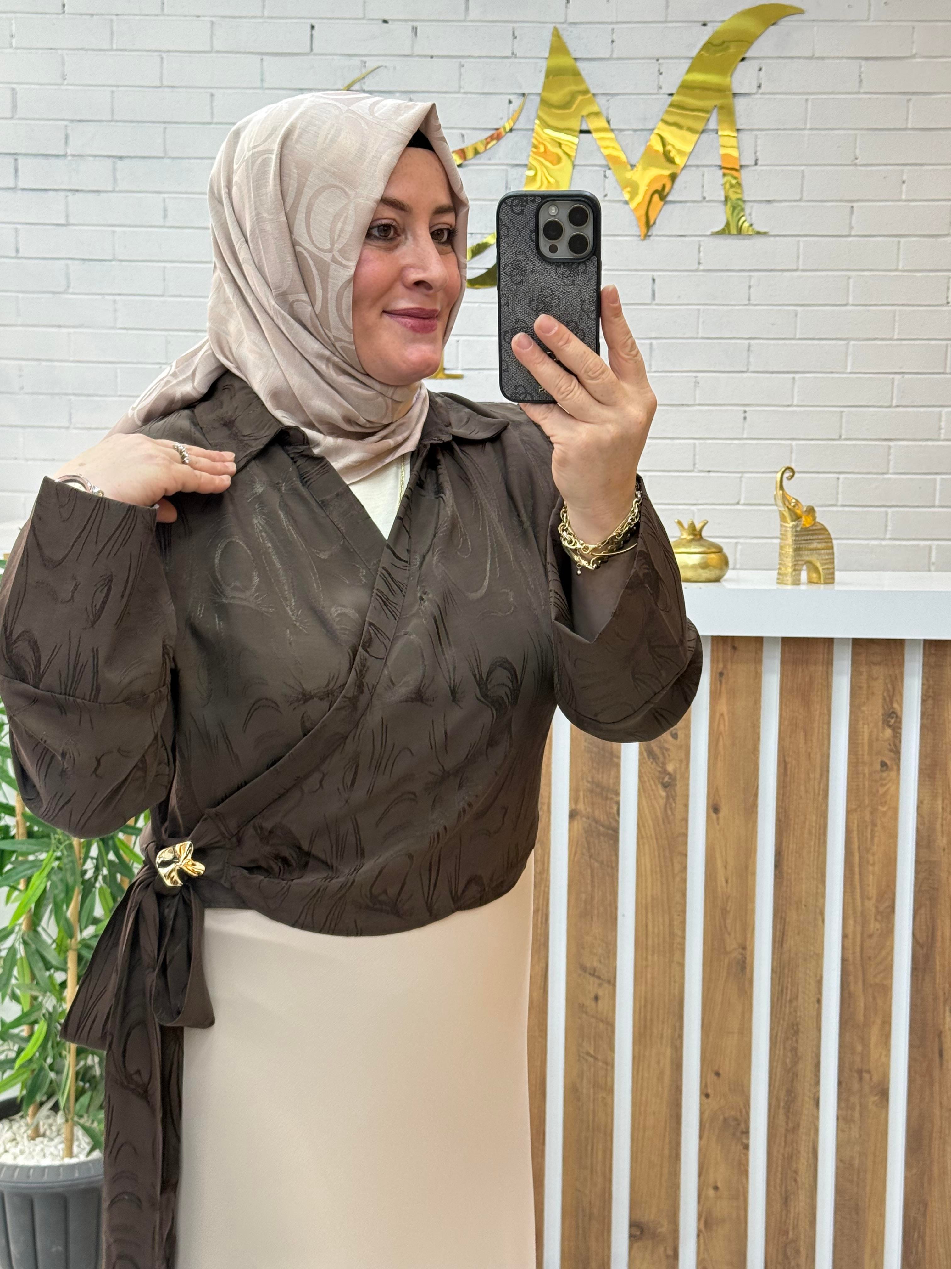 YANDAN BAĞLAMALI SATEN BLUZ